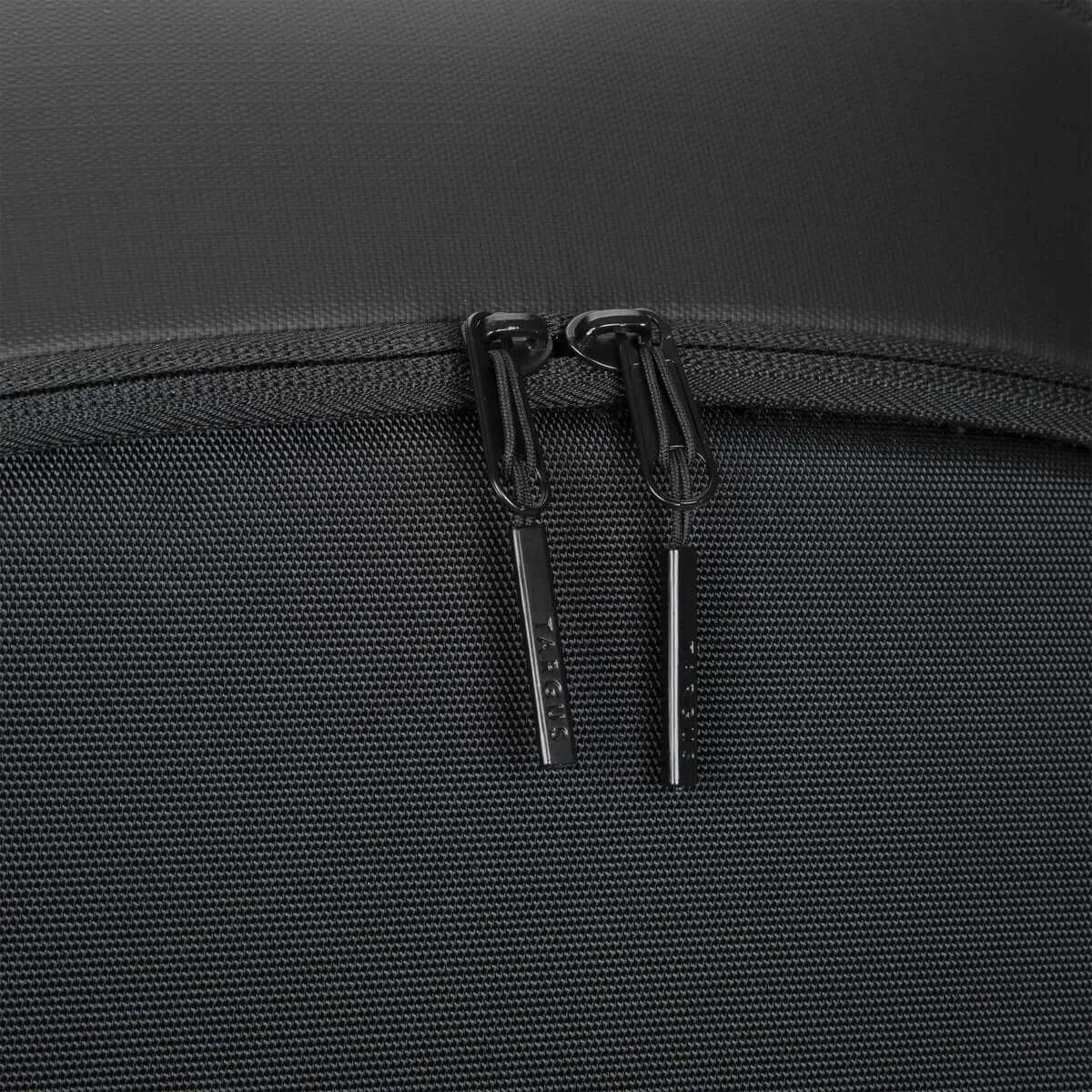 15.6 EcoSmart Mobile Tech Traveler XL Backpack - Black