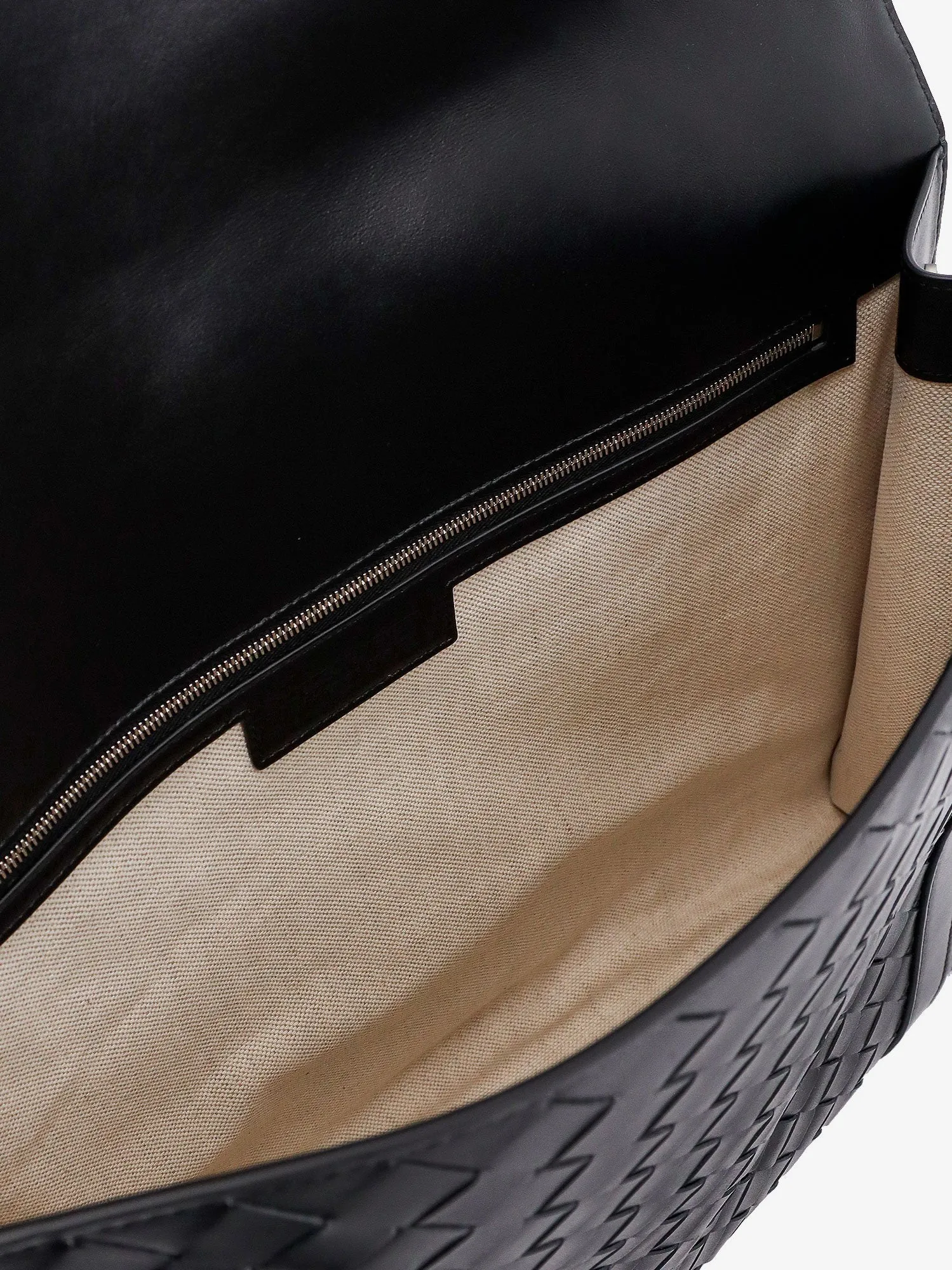 Bottega Veneta Men Bottega Veneta Black Shoulder Bags