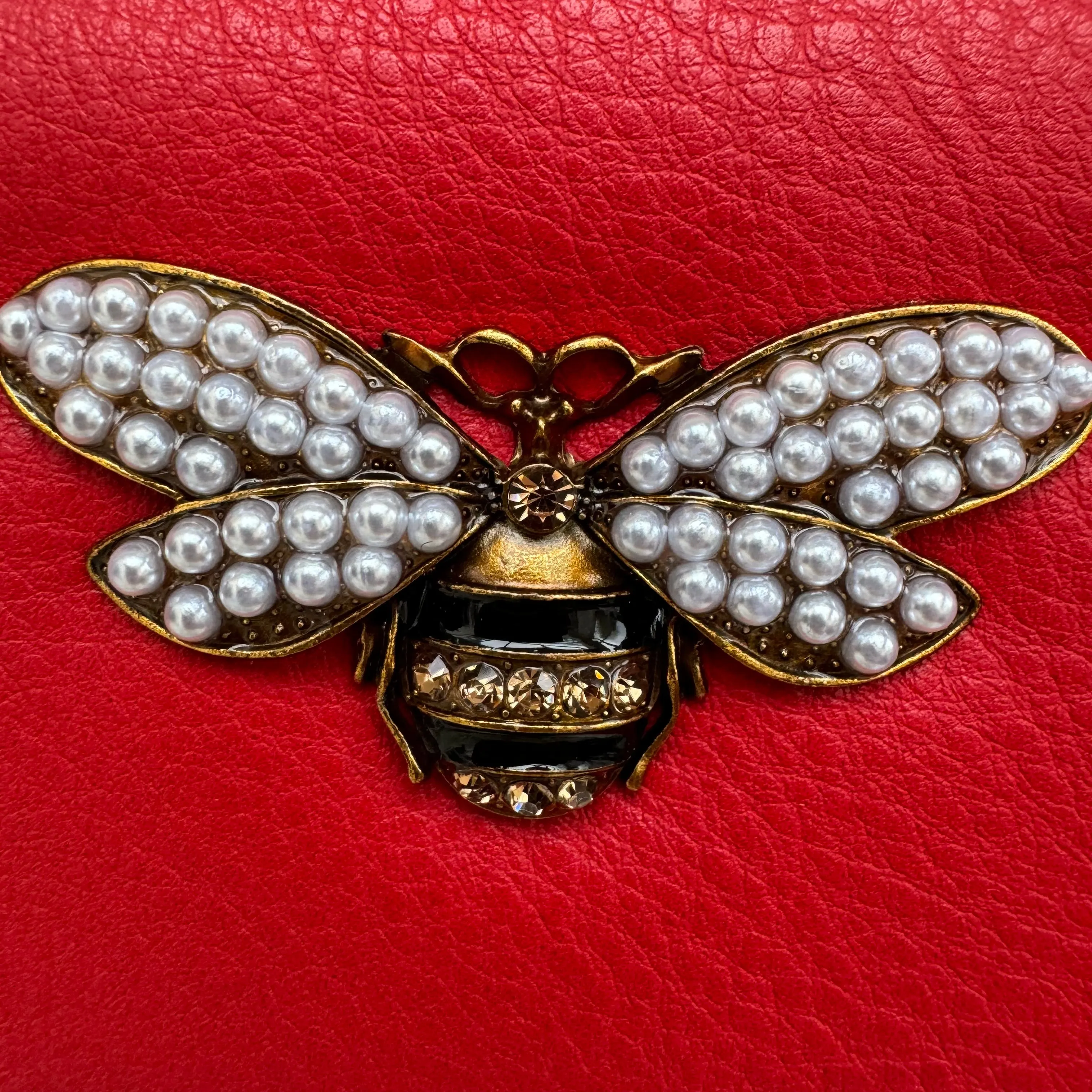 Bumble Bee Compact Purse