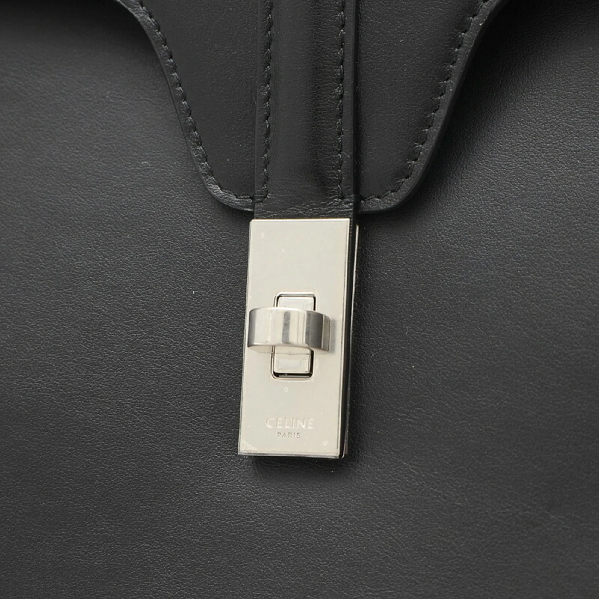 Celine 16 Saise Large Souple 24H Shoulder Bag Leather Black 195533