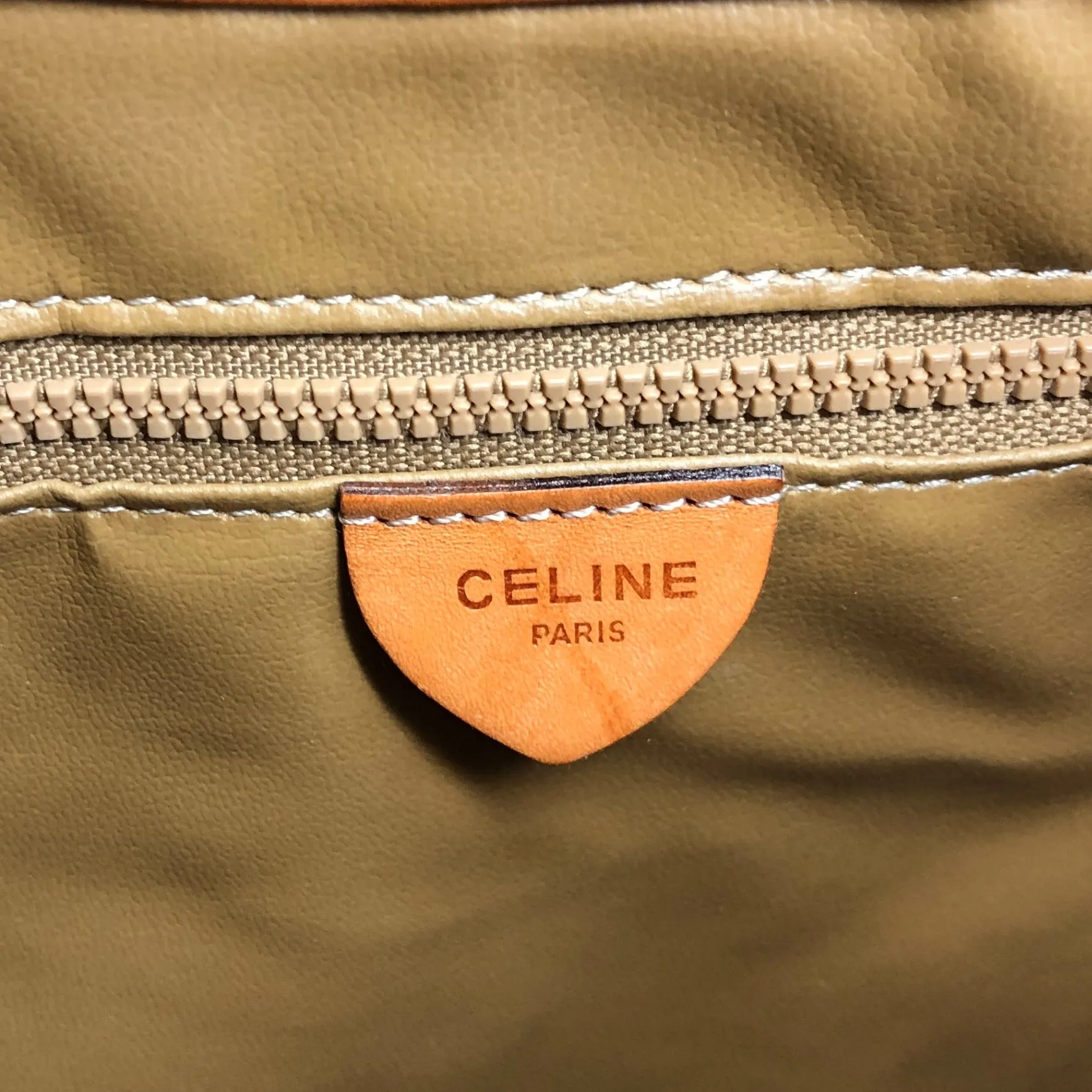 CELINE Macadam Blason Turn Lock Shoulder bag Hobobag Beige Vintage jniidp
