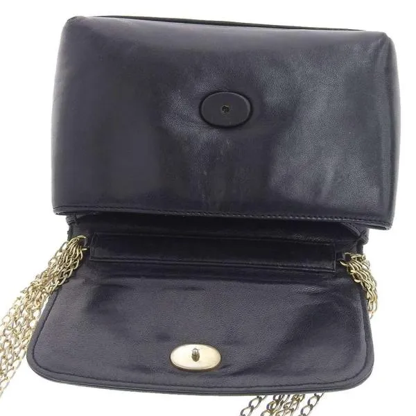 Chanel CC  Leather Mini Chain Shoulder Bag Leather Shoulder Bag in Good condition