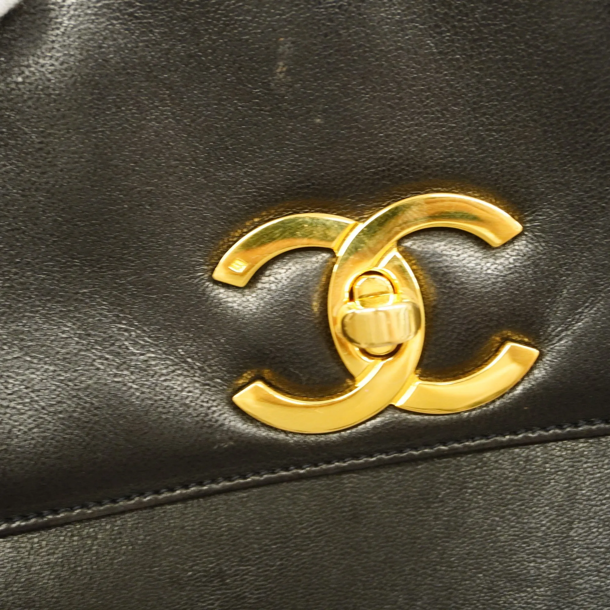 CHANEL   Chain Shoulder Women's Leather Shoulder Bag Black