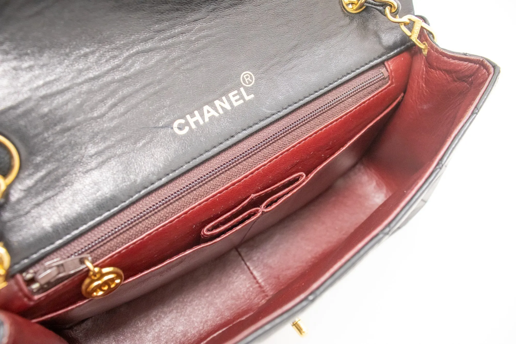CHANEL Full Flap Chain Shoulder Bag Clutch Black Quilted Lambskin k84