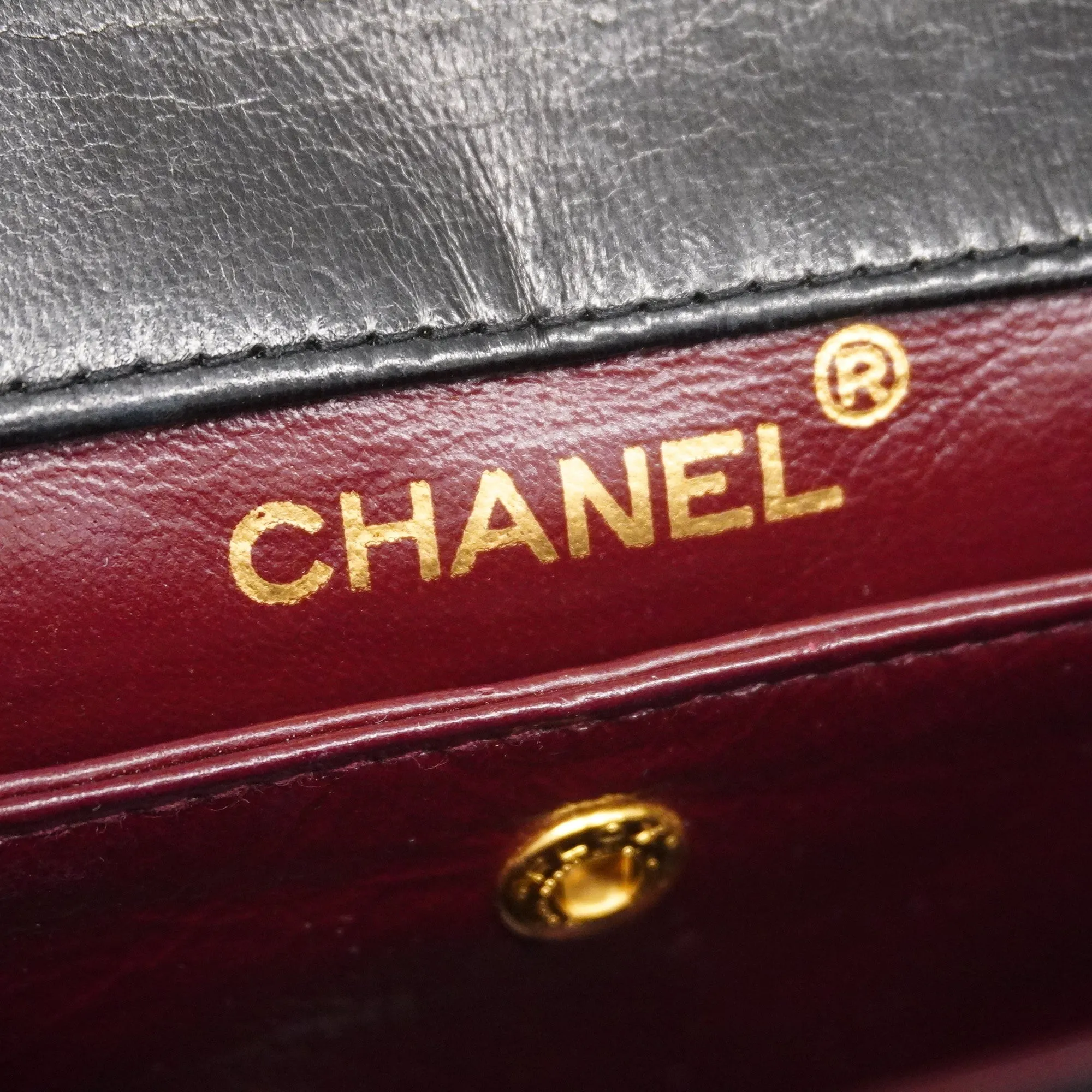 CHANEL   Matelasse Shoulder Bag W Chain Women's Leather Shoulder Bag Black