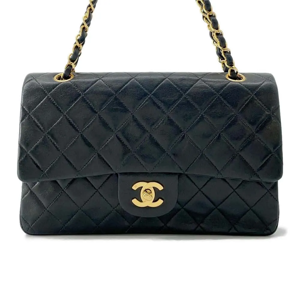 CHANEL Matelasse W Flap W Chain Shoulder Black A01112 Lambskin Size 25