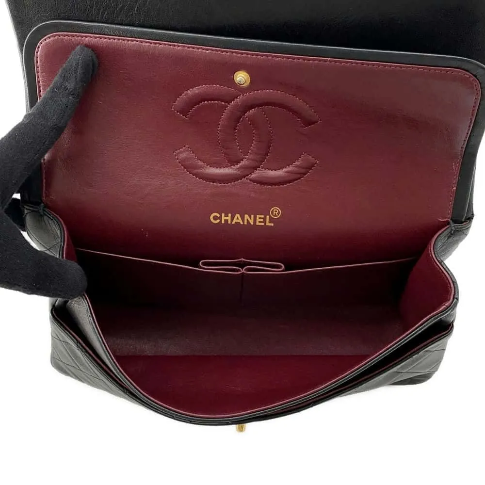CHANEL Matelasse W Flap W Chain Shoulder Black A01112 Lambskin Size 25