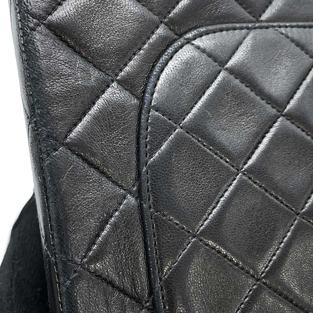 CHANEL Matelasse W Flap W Chain Shoulder Black A01112 Lambskin Size 25