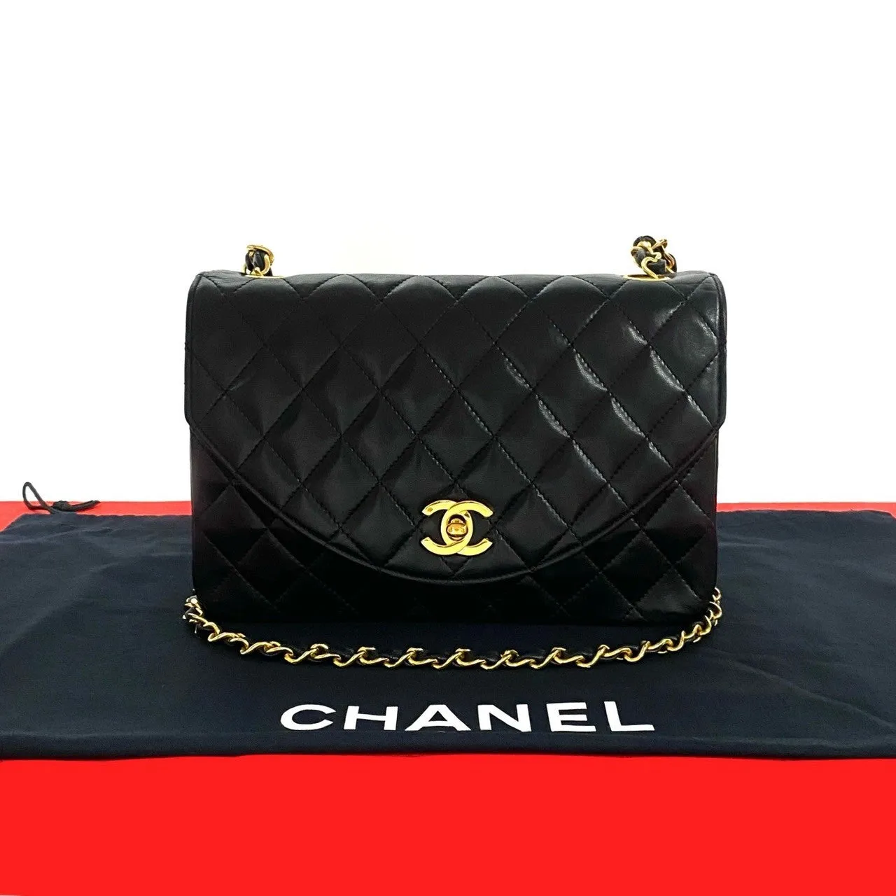 CHANEL Shoulder Bag lambskin black Matrasse