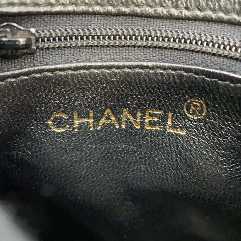 CHANEL Tassel ChainShoulder Bag Black Patent Leather Leather Size Mini