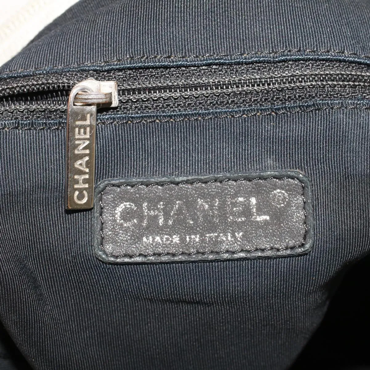CHANEL Unlimited Shoulder Bag Nylon Silver CC Auth bs5716