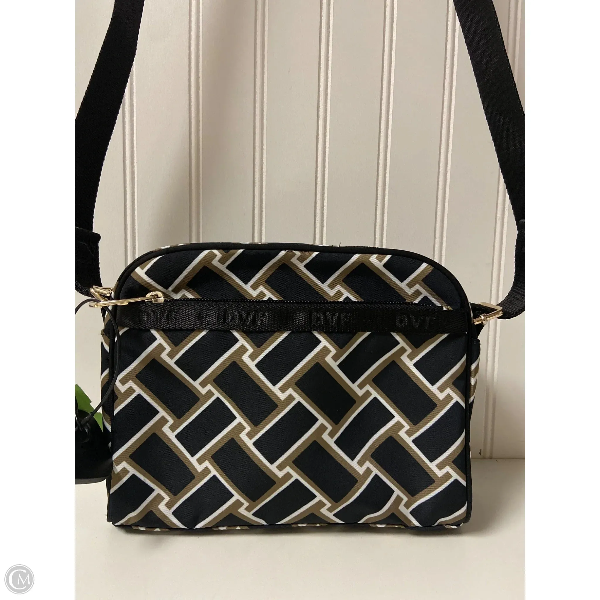 Crossbody Designer By Diane Von Furstenberg, Size: Medium