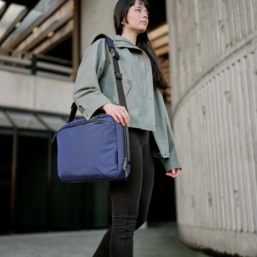 Elements Tech Brief Pro Backpacks Blue | Axoflux 600D