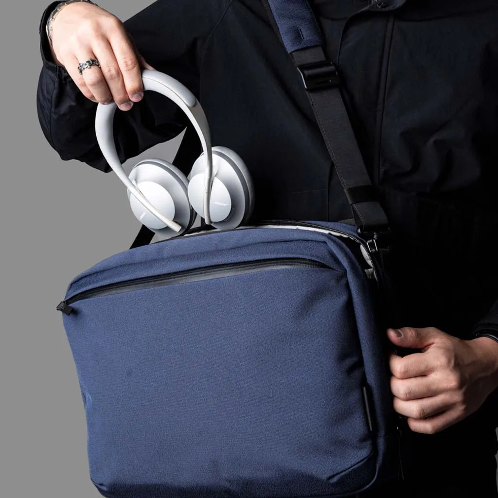 Elements Tech Brief Pro Backpacks Blue | Axoflux 600D