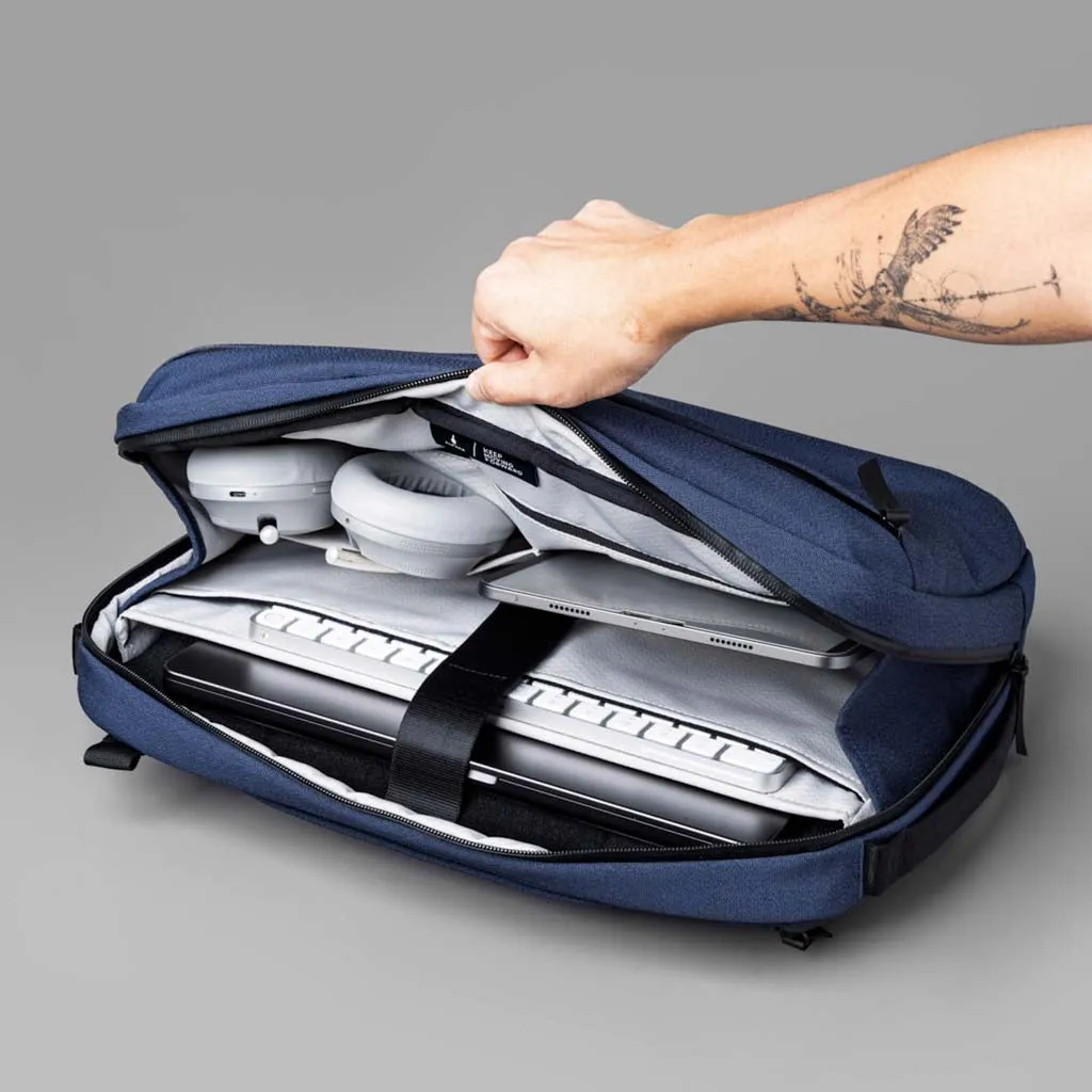 Elements Tech Brief Pro Backpacks Blue | Axoflux 600D