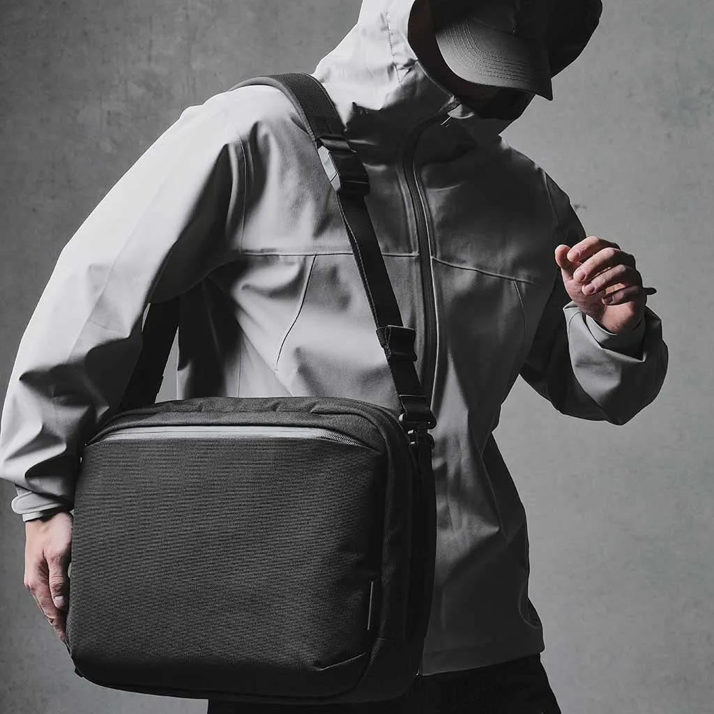 Elements Tech Brief Pro