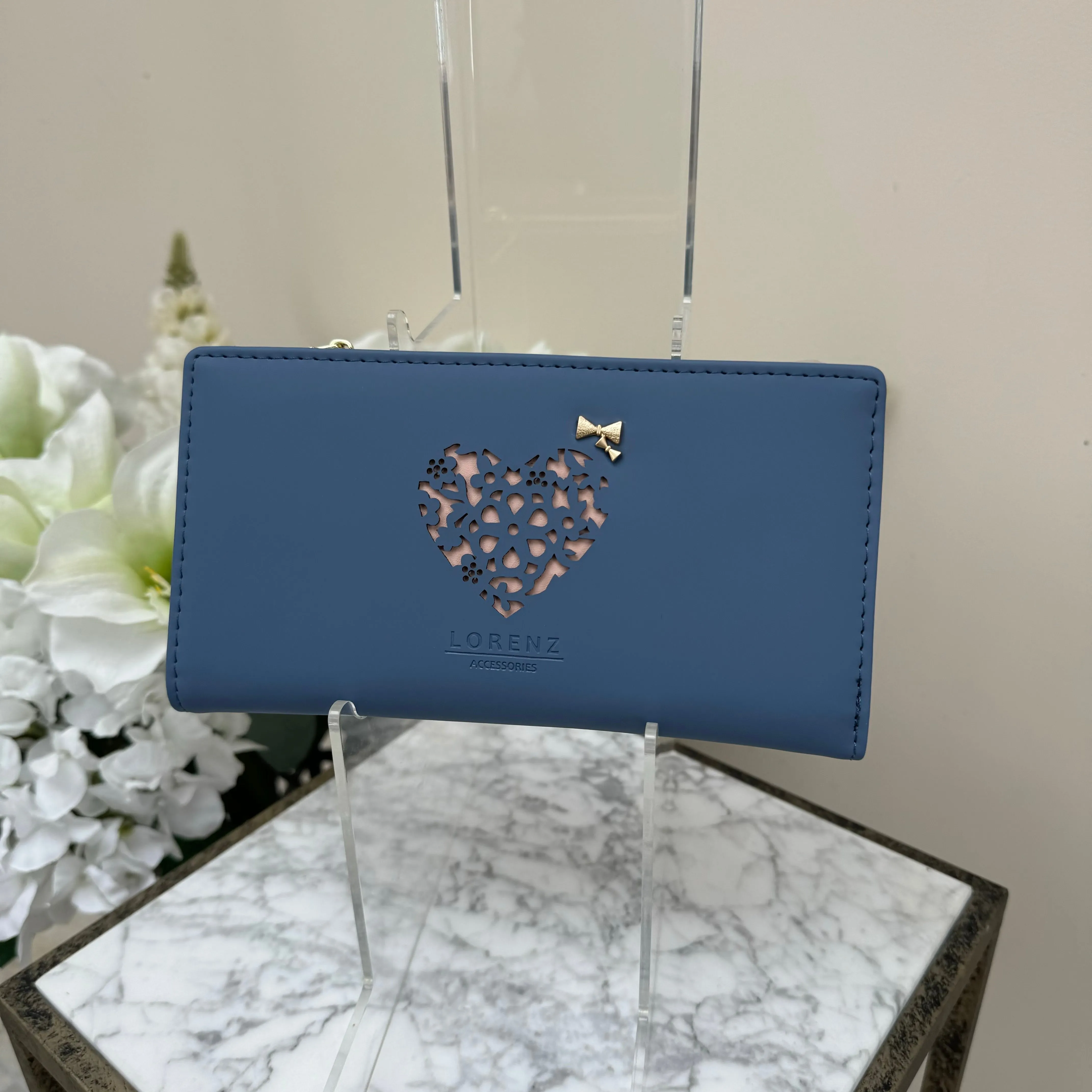 GHS 7235 Large Purse with Laser Cut Heart Front