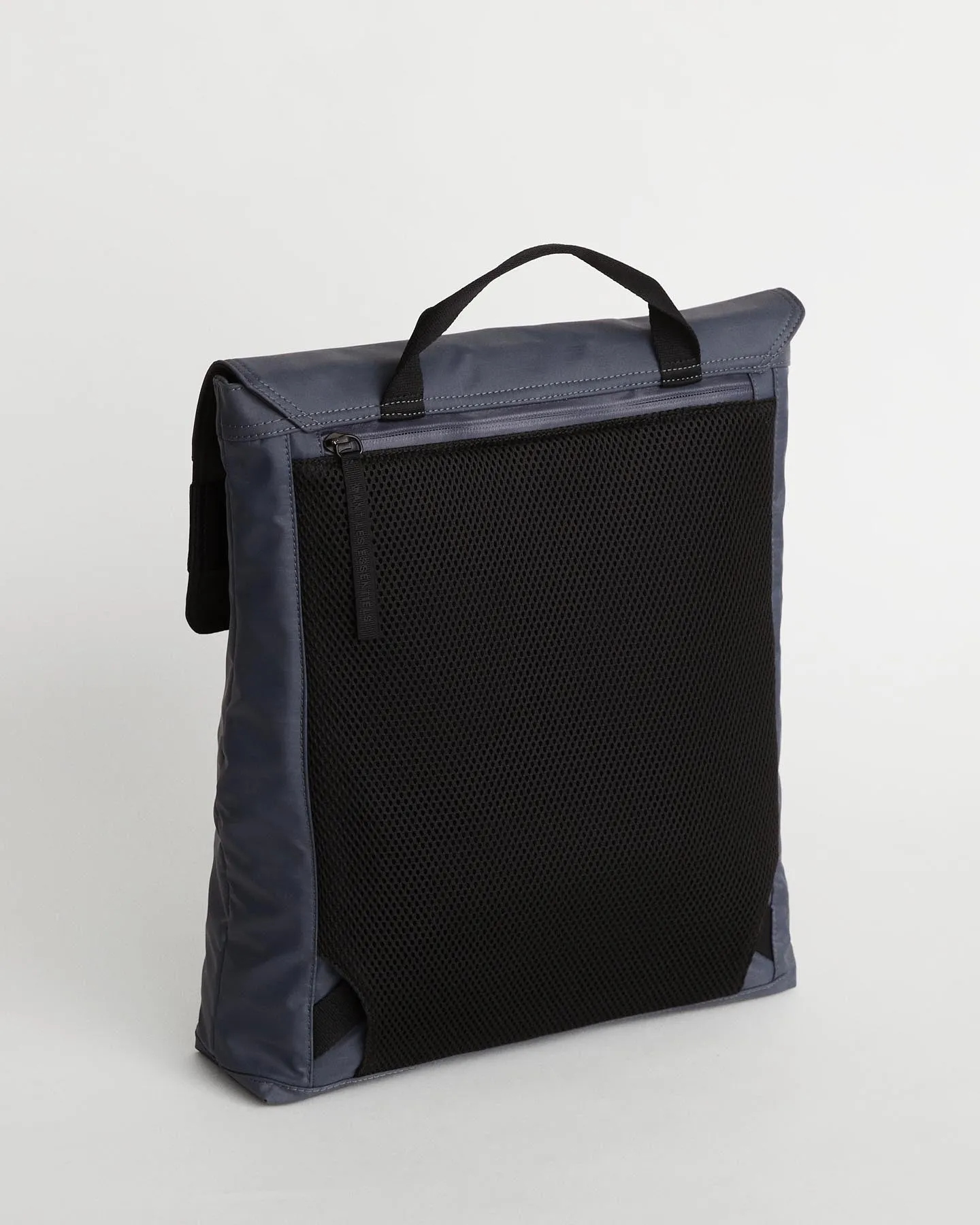 Gowan ECONYL? Convertible Backpack