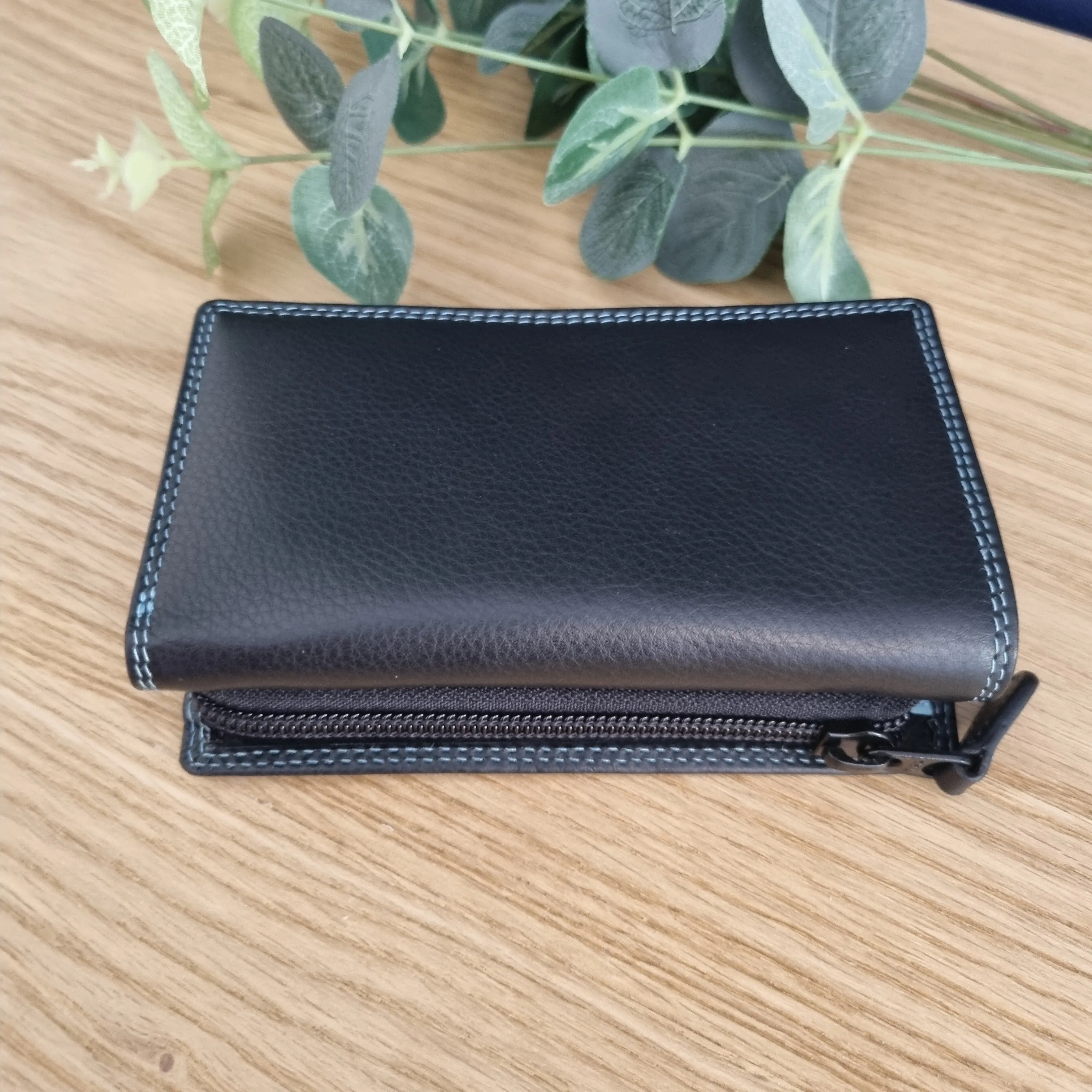 Graffiti 7-116 Leather Purse