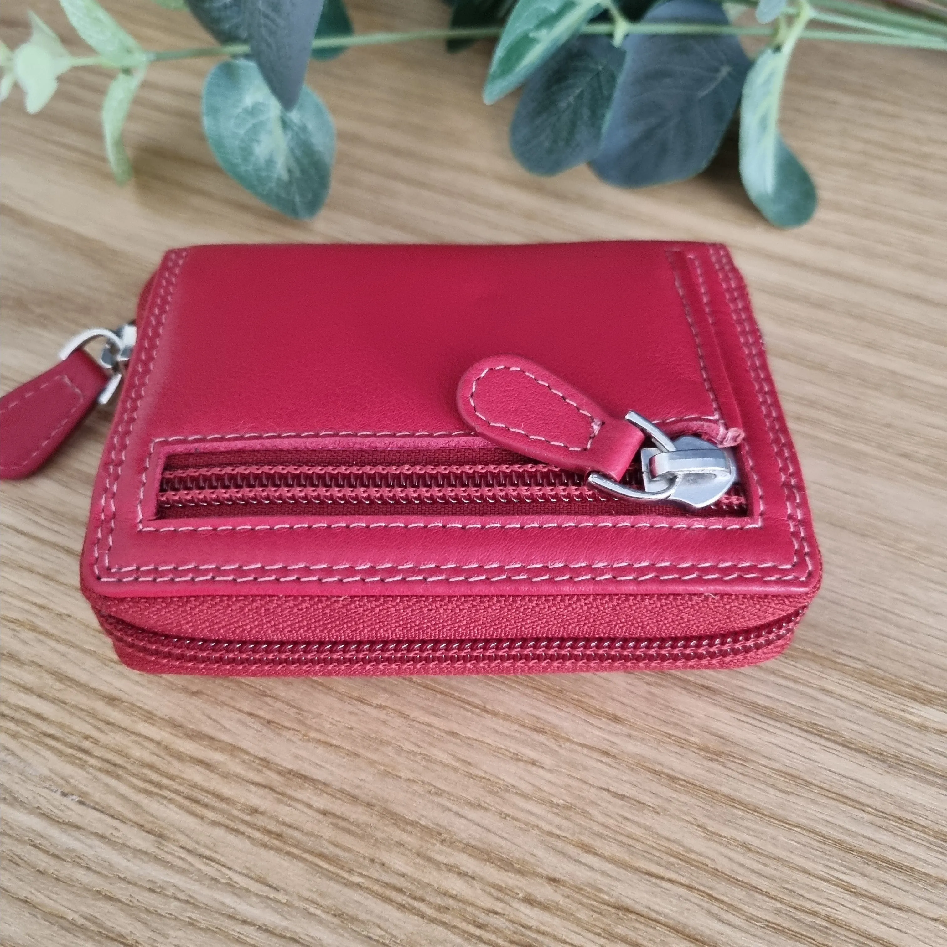 Graffiti 7-119 Leather Credit Card Holder