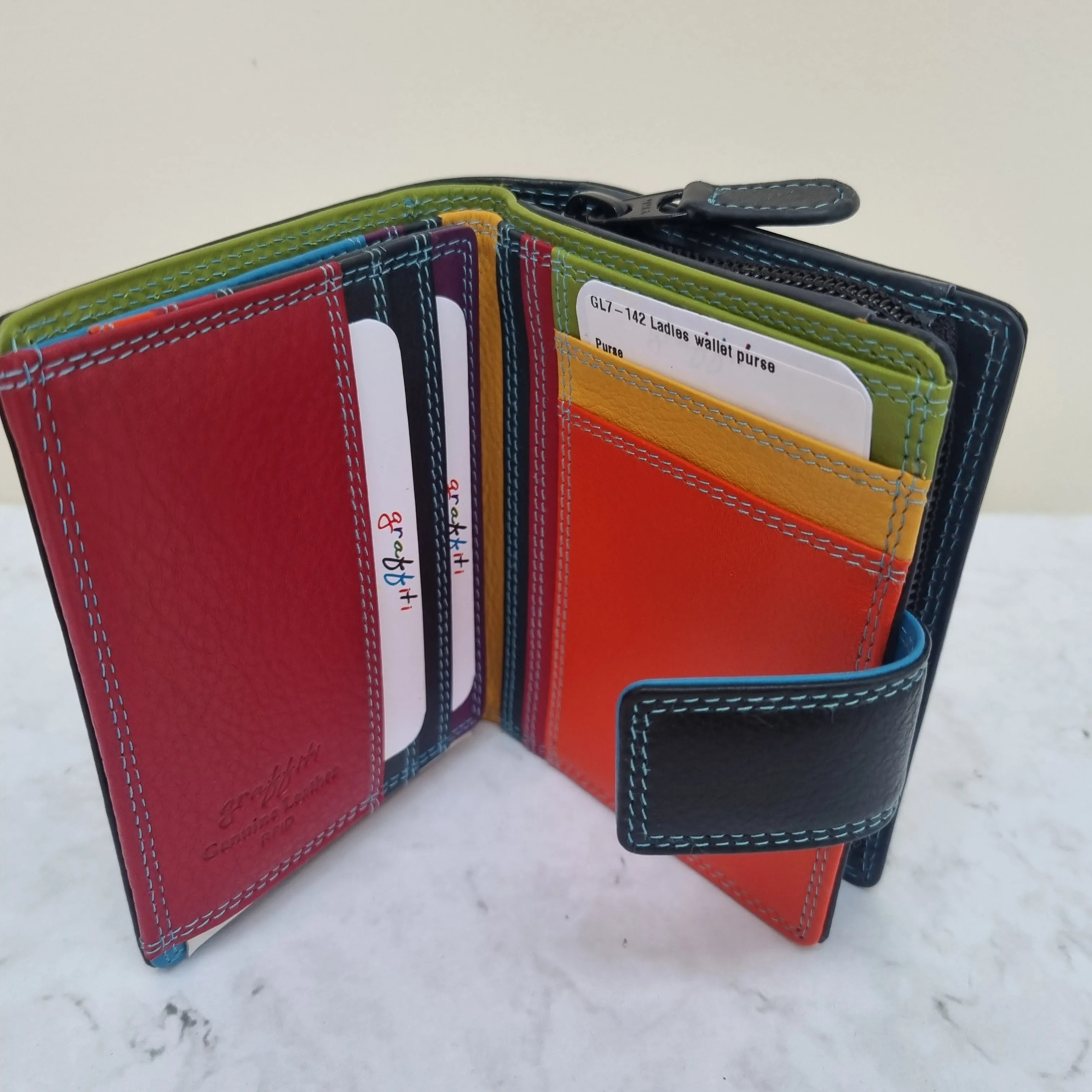 Graffiti GL7-142 Ladies wallet purse