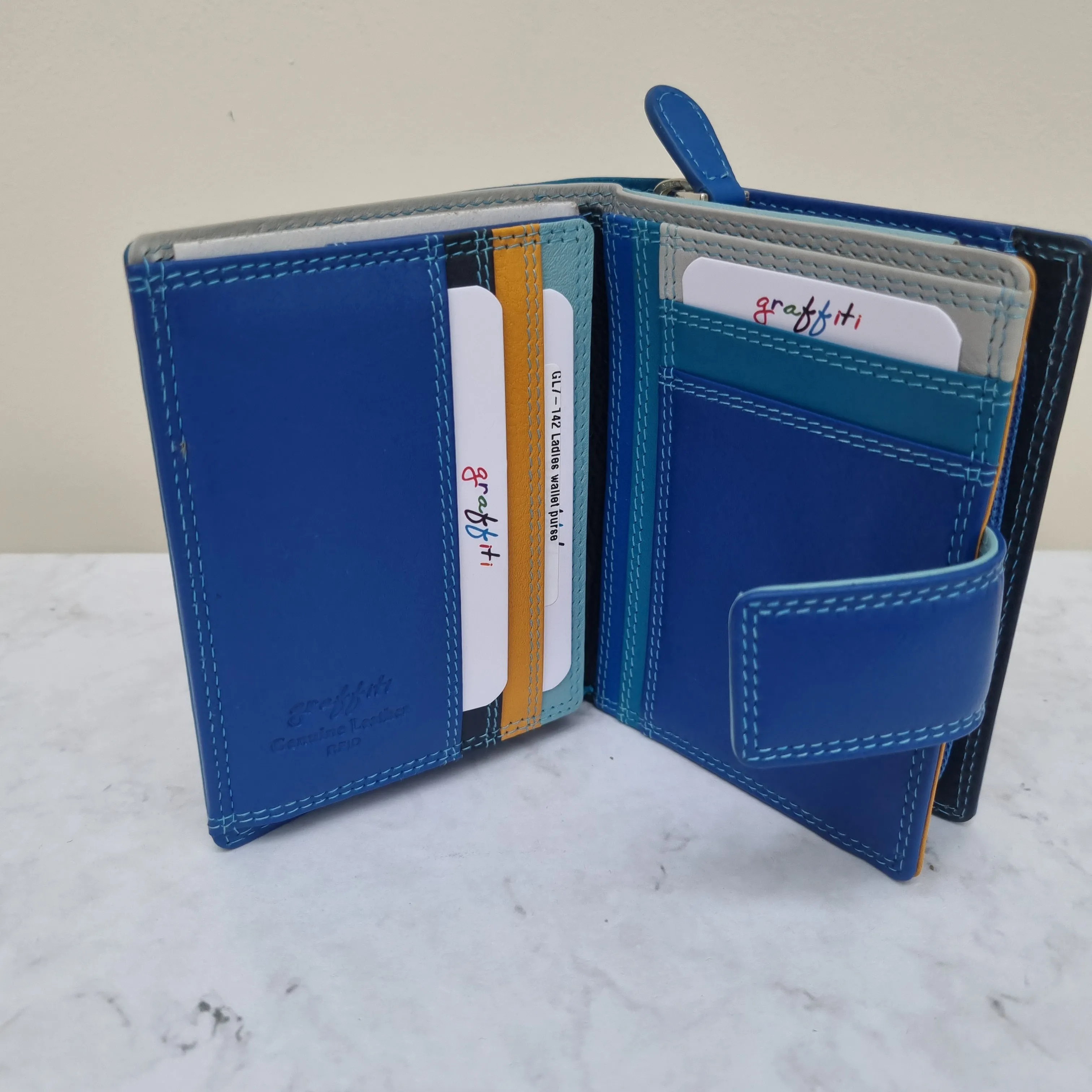 Graffiti GL7-142 Ladies wallet purse