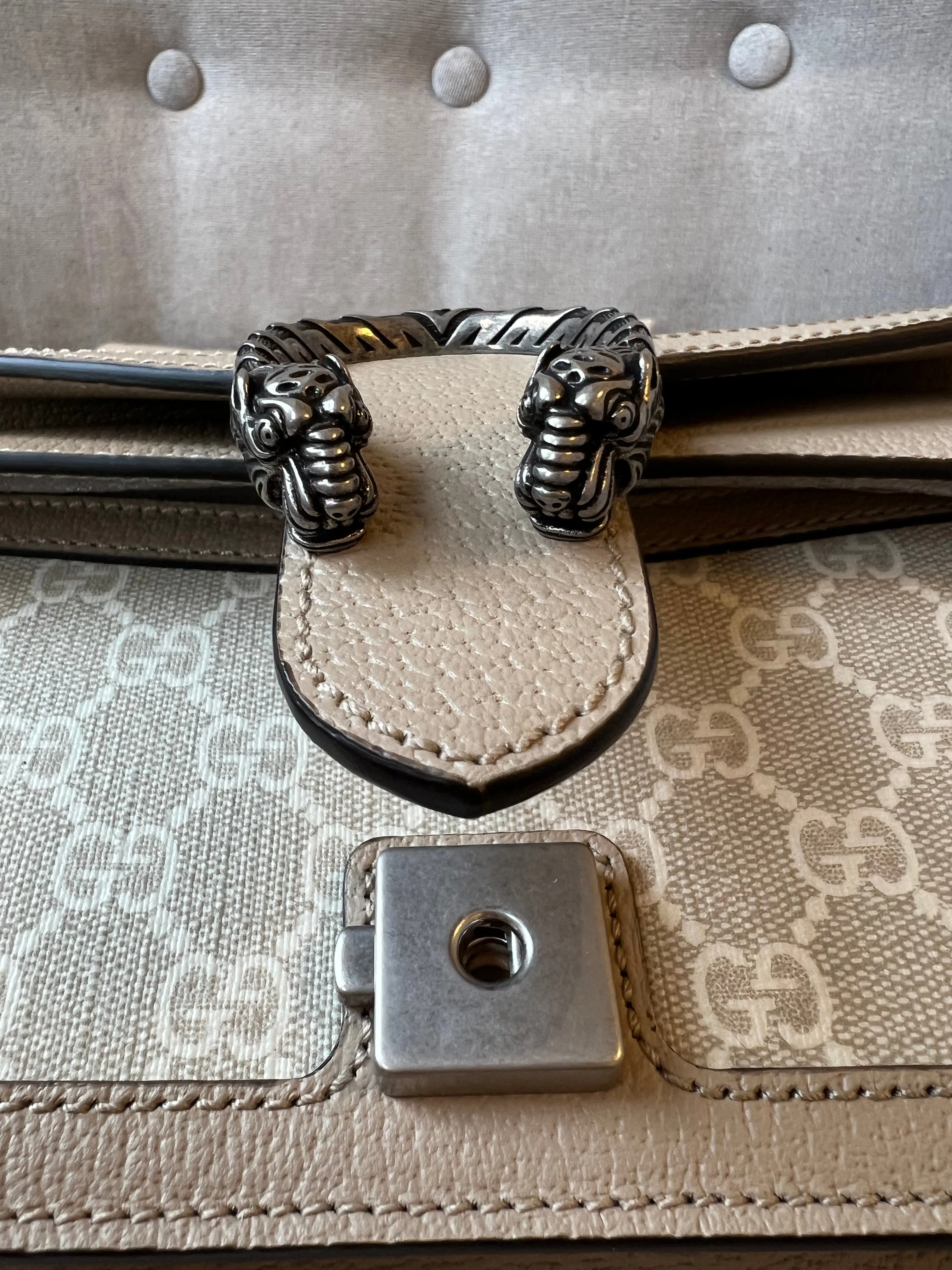 Gucci Dionysus GG Small Shoulder Bag in White and Beige Canvas (RRP 2,130)