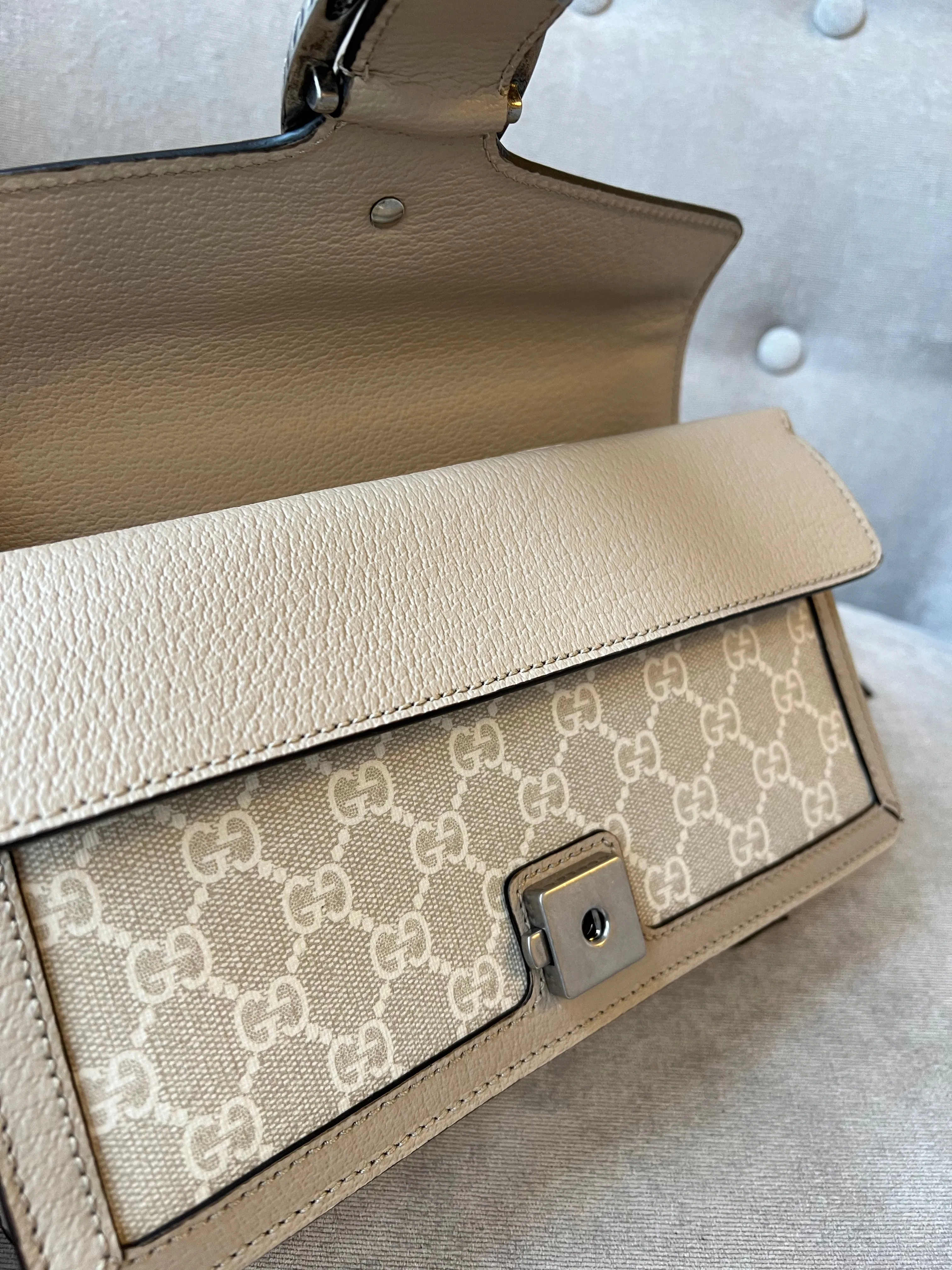 Gucci Dionysus GG Small Shoulder Bag in White and Beige Canvas (RRP 2,130)