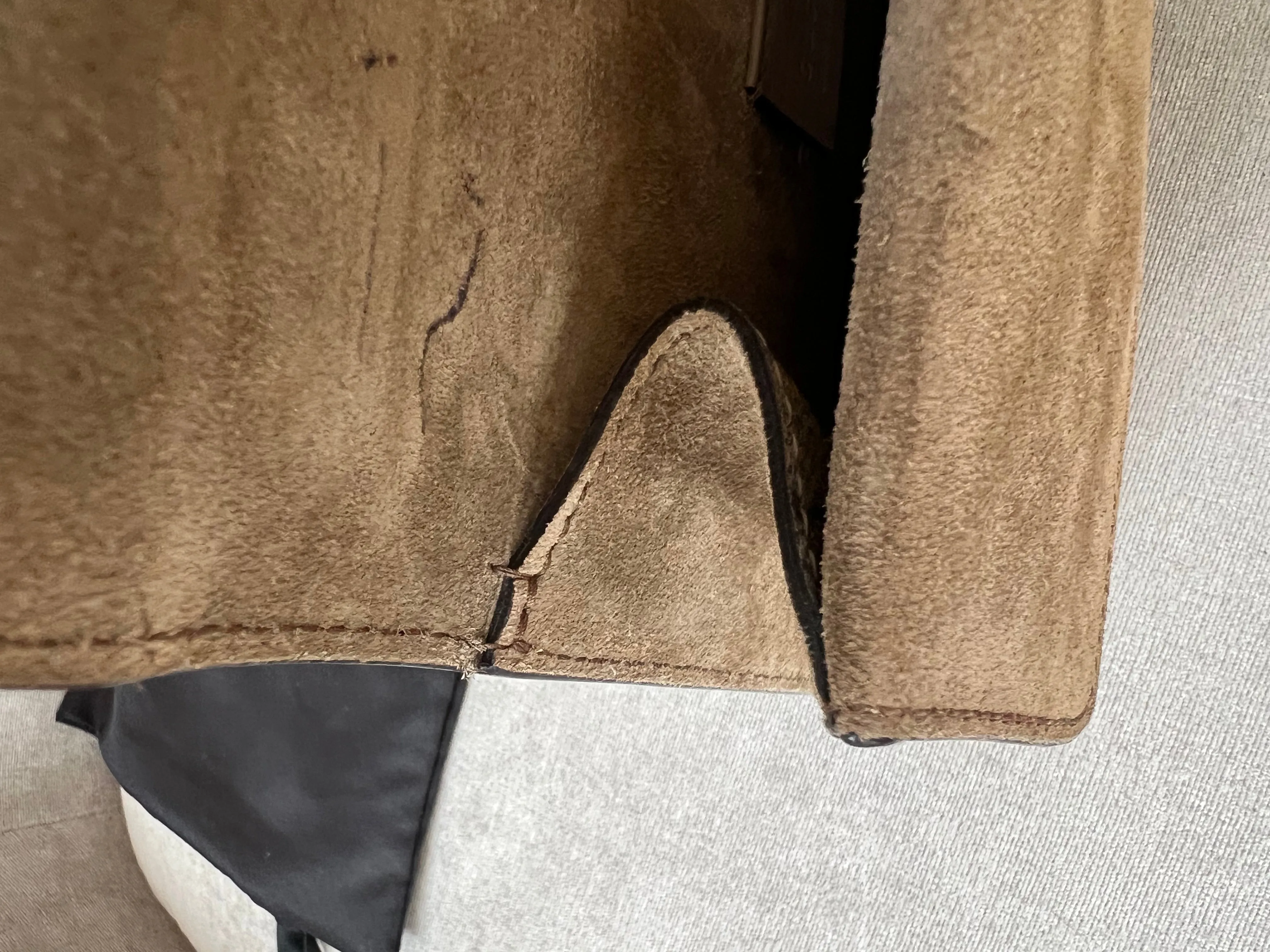 Gucci Dionysus GG Supreme Mini Shoulder Bag