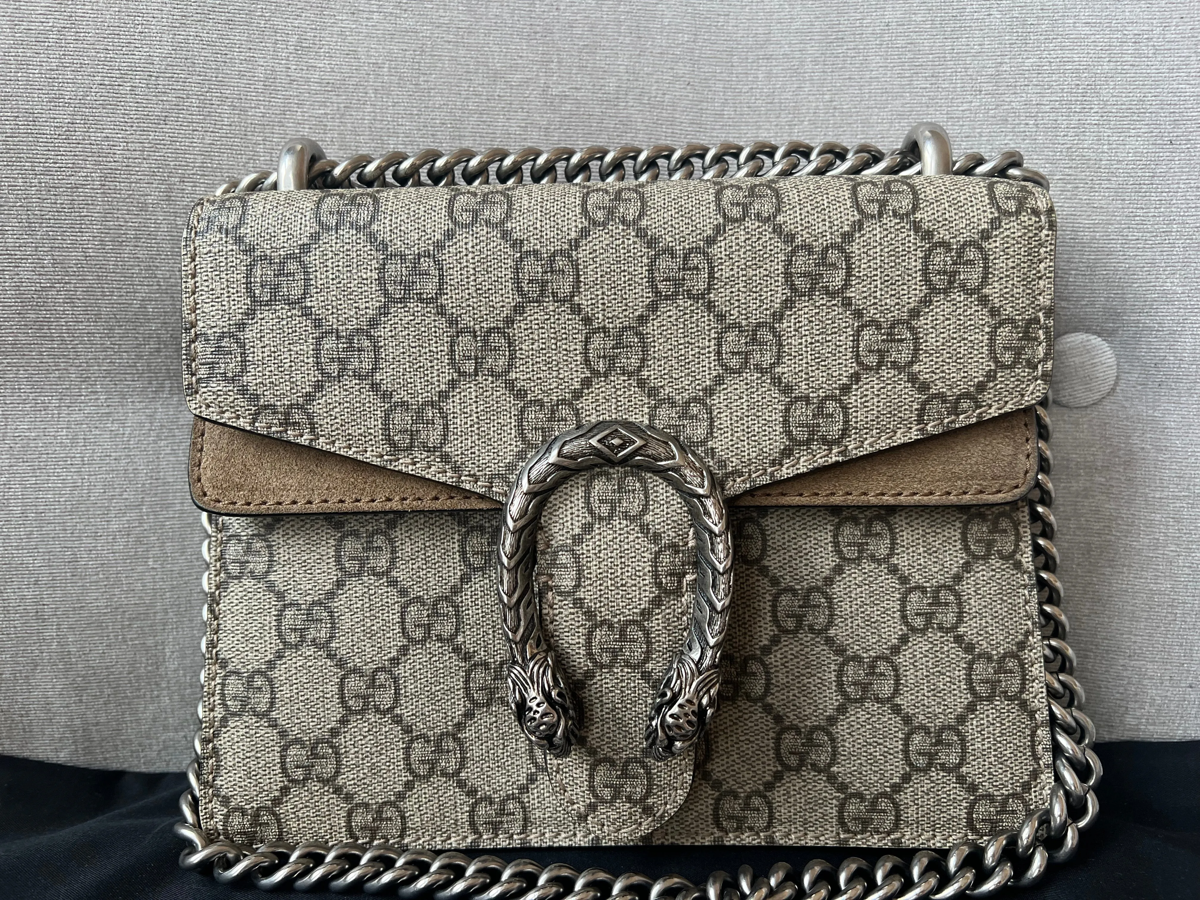 Gucci Dionysus GG Supreme Mini Shoulder Bag