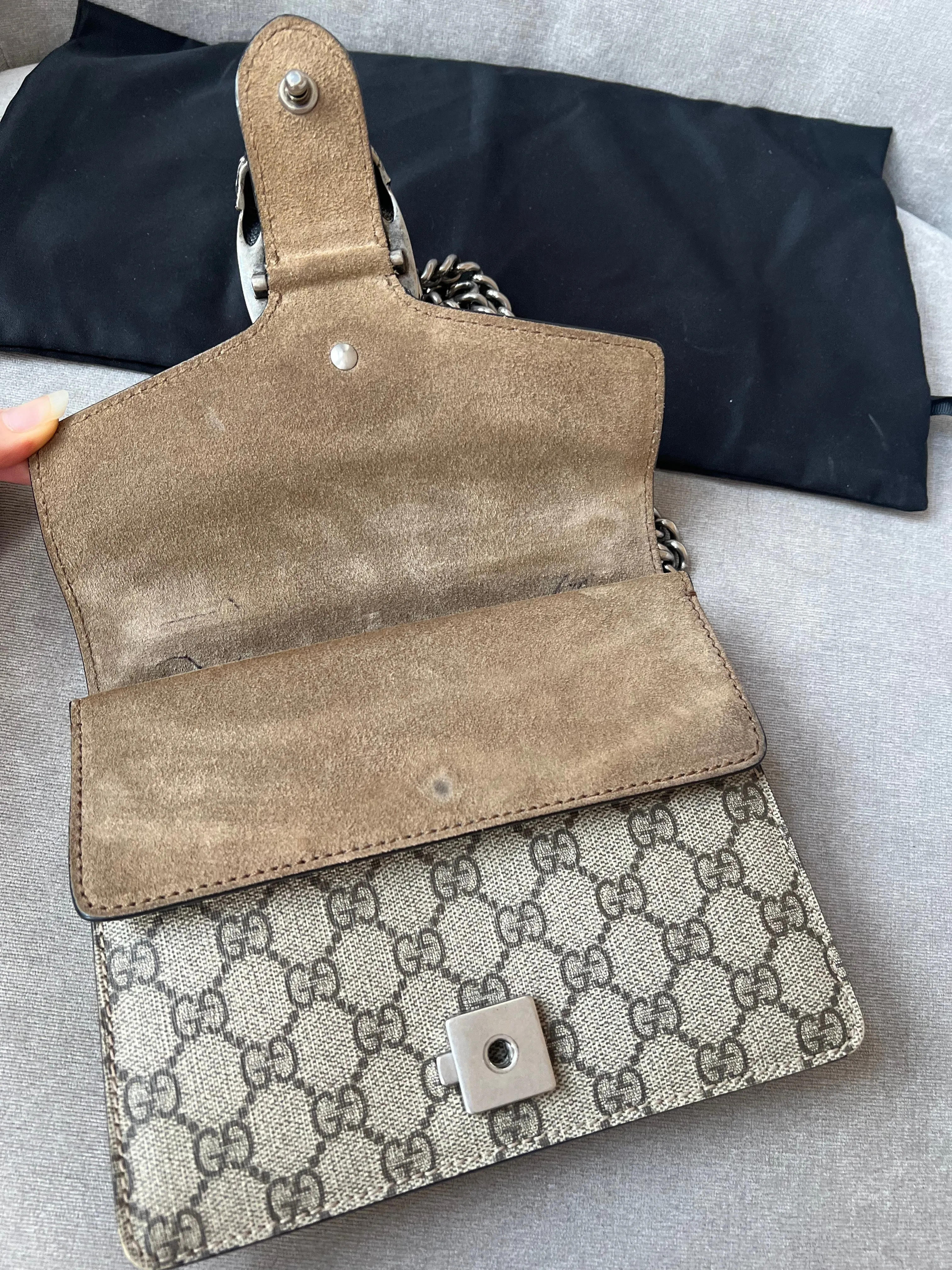 Gucci Dionysus GG Supreme Mini Shoulder Bag