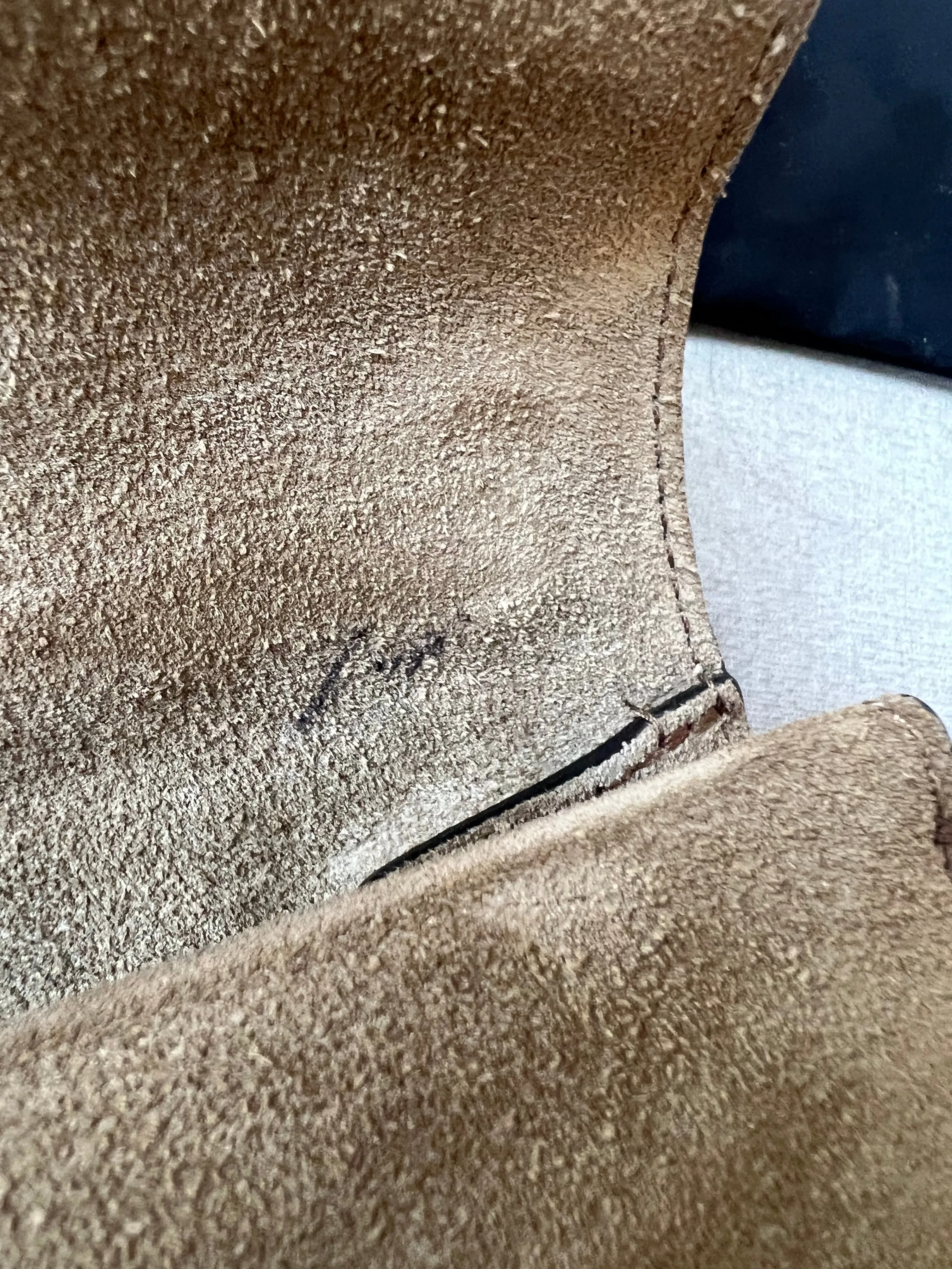 Gucci Dionysus GG Supreme Mini Shoulder Bag