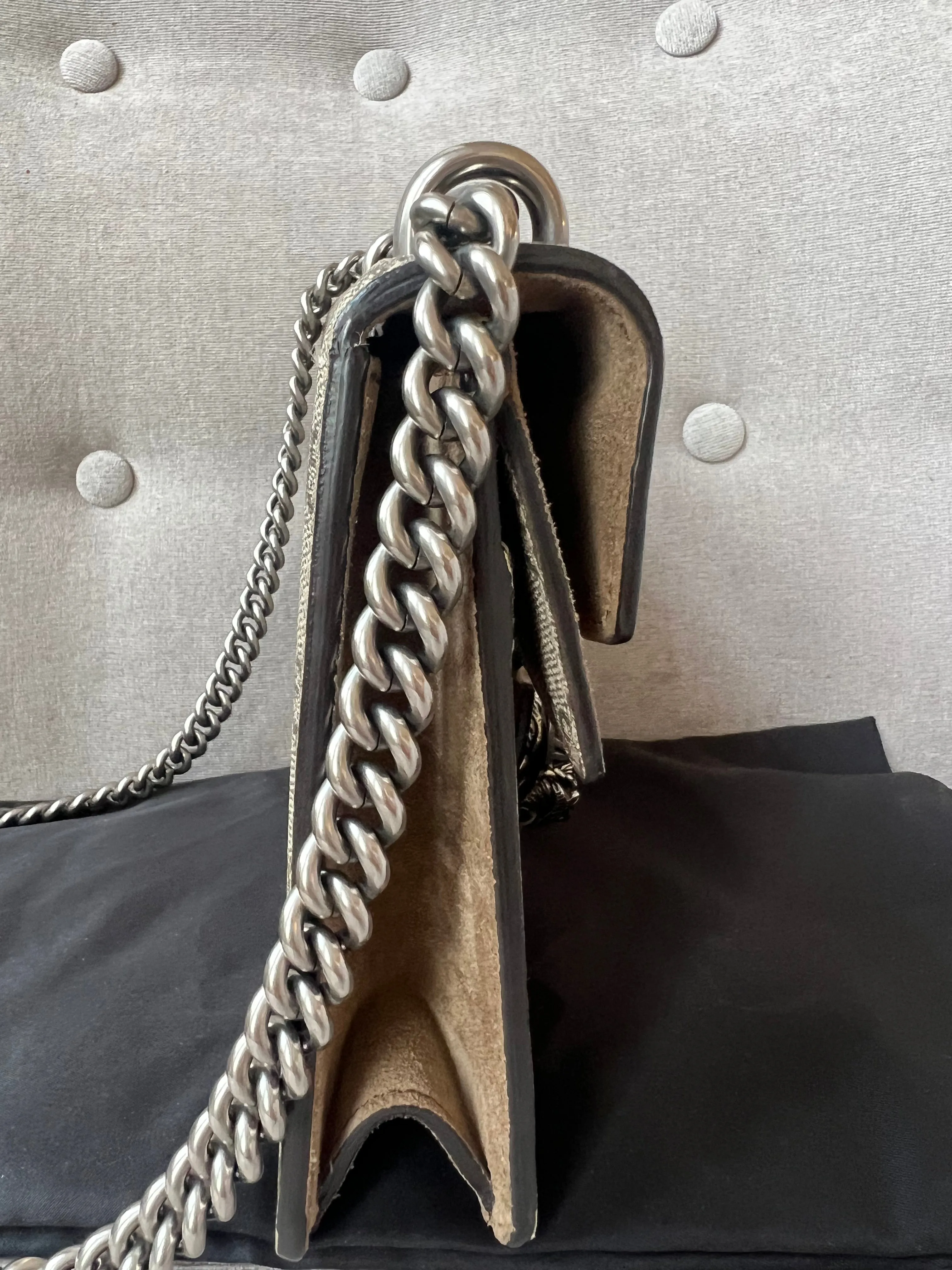 Gucci Dionysus GG Supreme Mini Shoulder Bag
