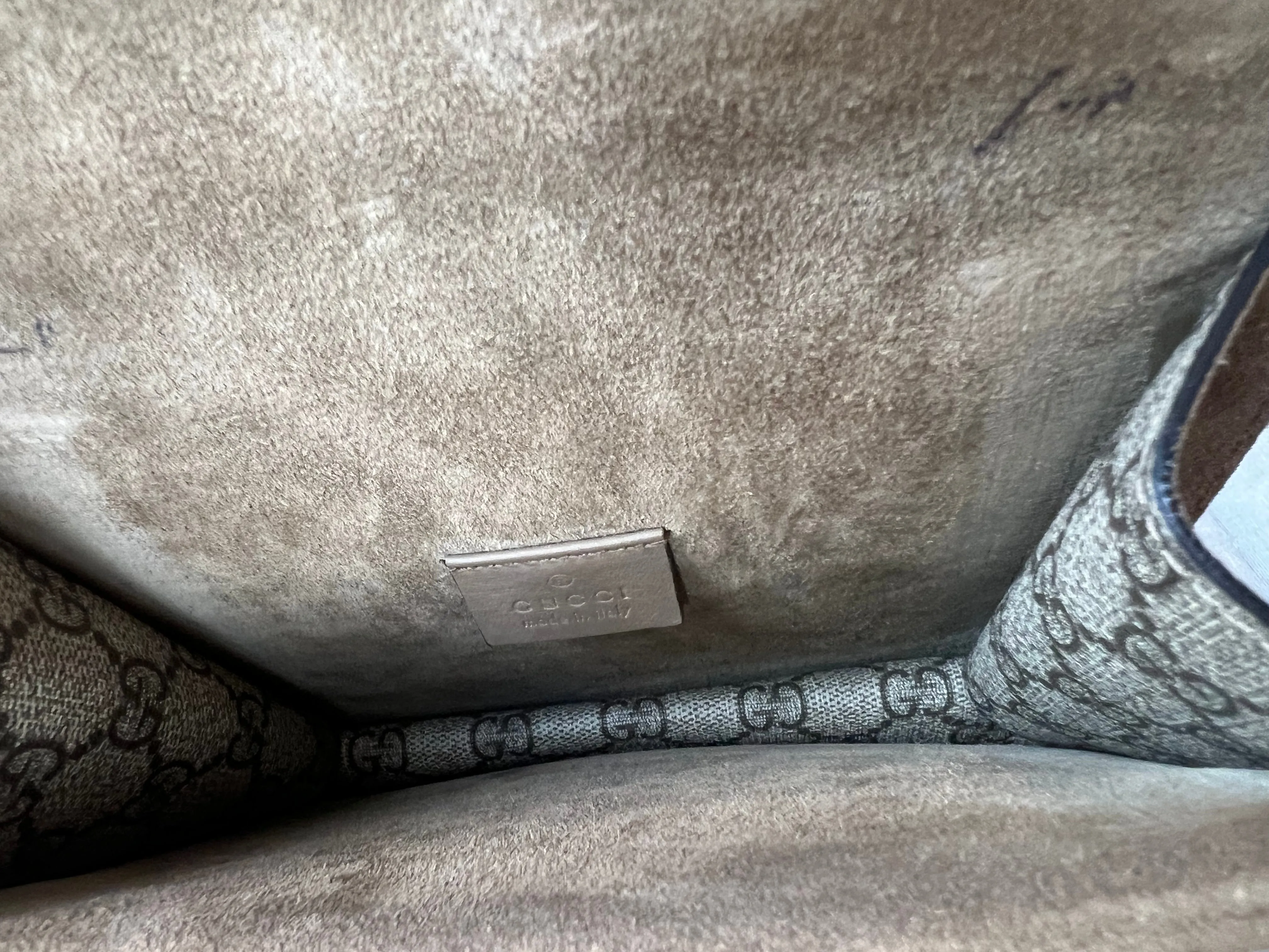 Gucci Dionysus GG Supreme Mini Shoulder Bag