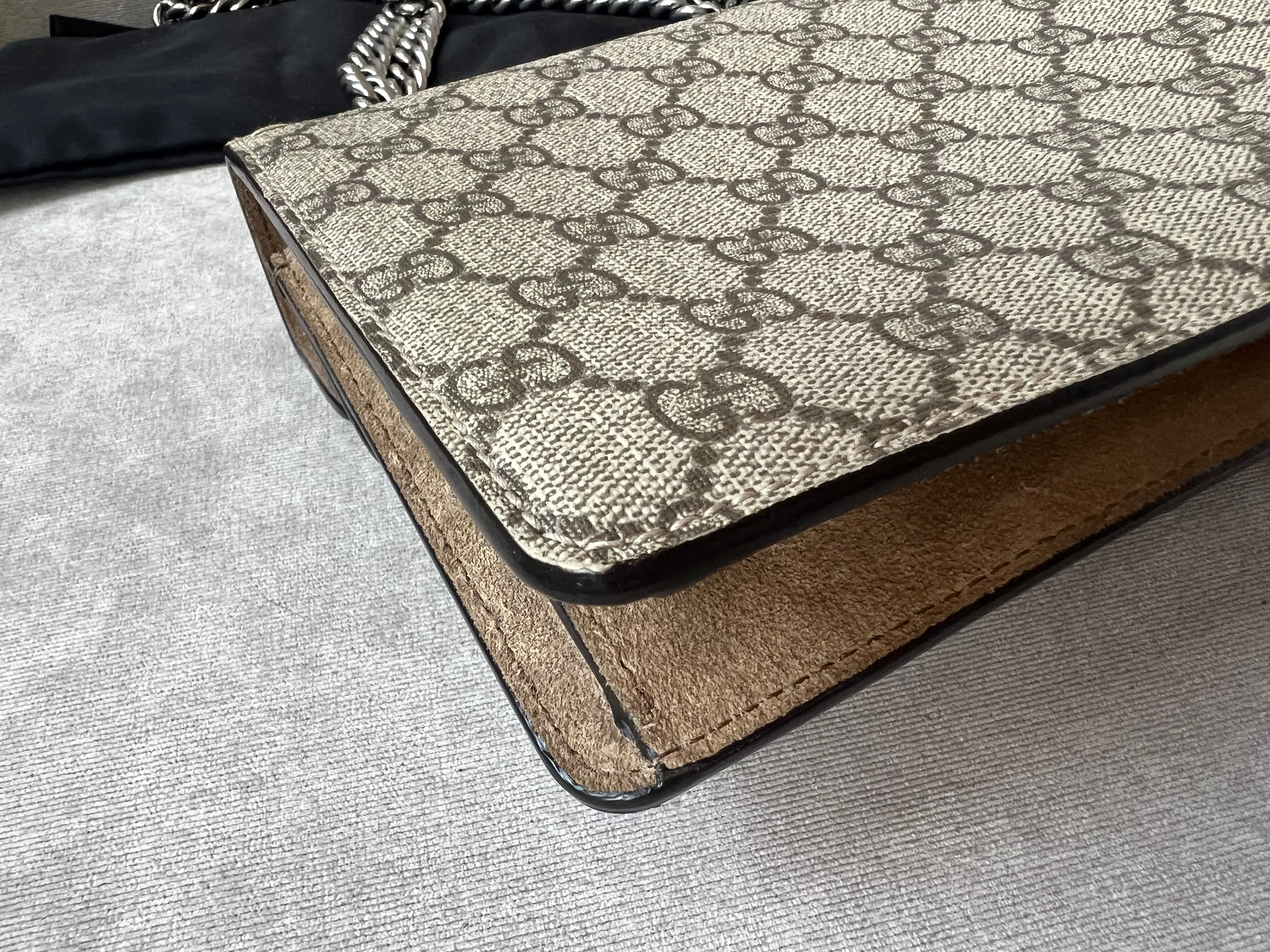 Gucci Dionysus GG Supreme Mini Shoulder Bag