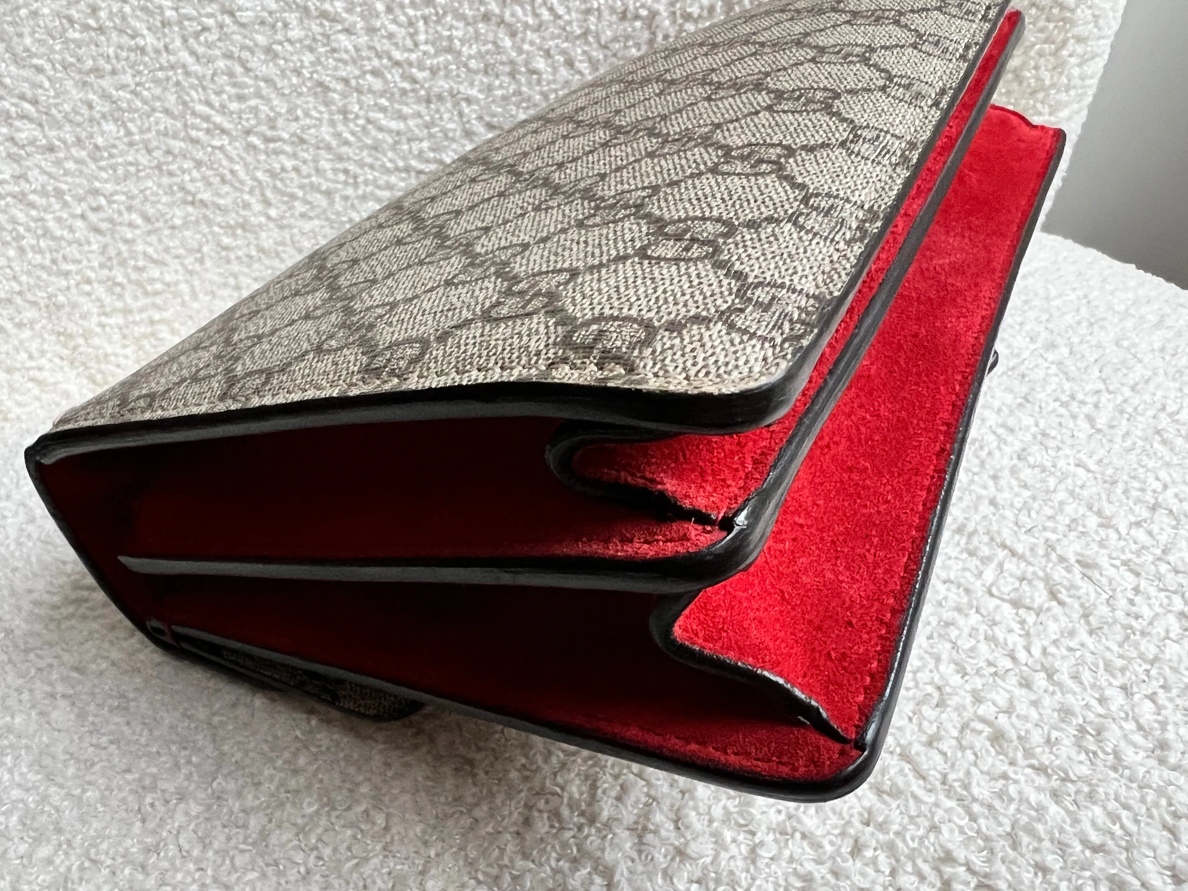 Gucci Dionysus GG Supreme Small Shoulder Bag (RRP ??2,220)
