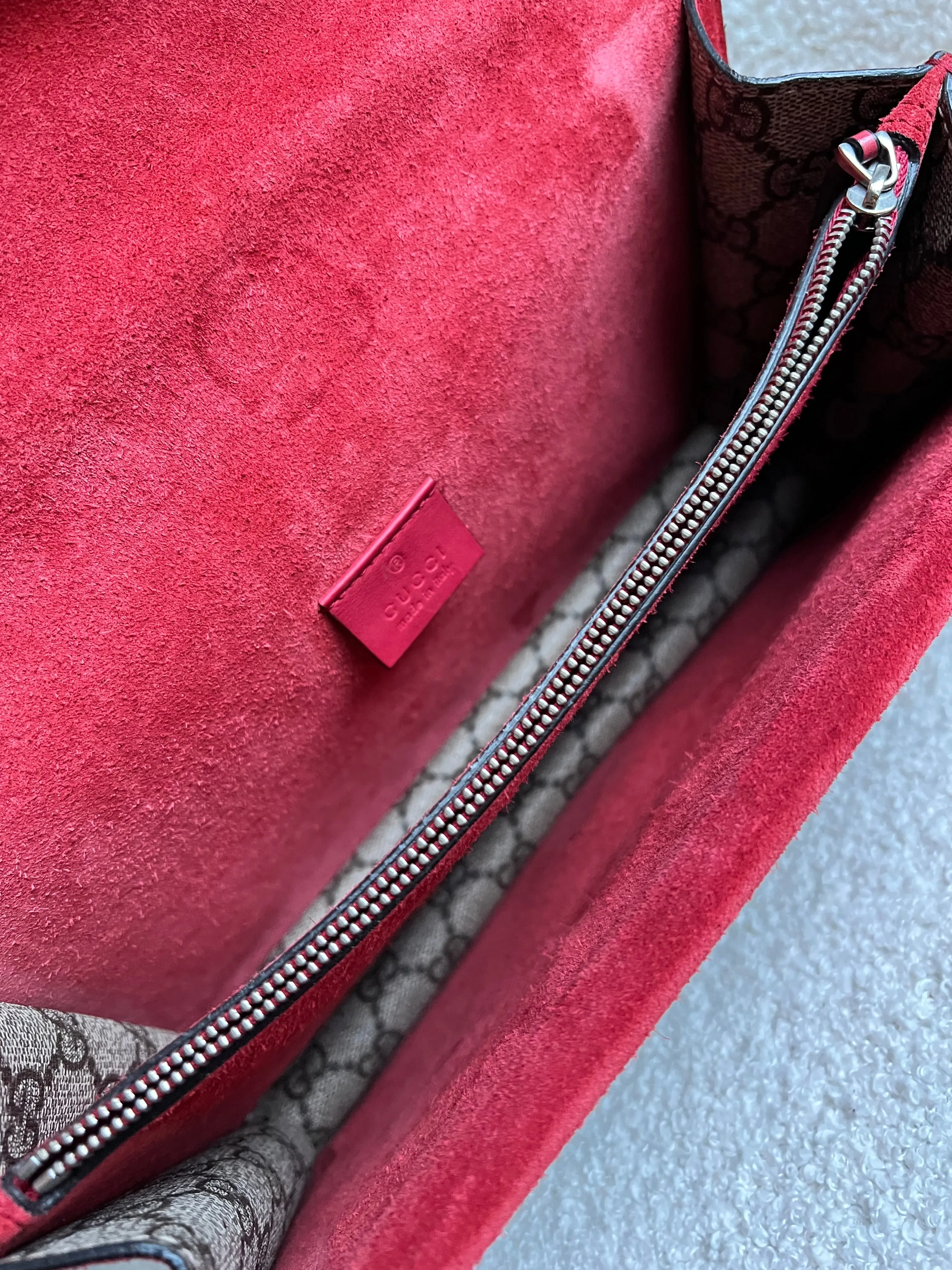 Gucci Dionysus GG Supreme Small Shoulder Bag (RRP ??2,220)