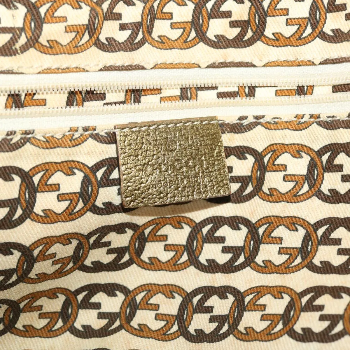 GUCCI GG Canvas Shoulder Bag Beige Gold  49063