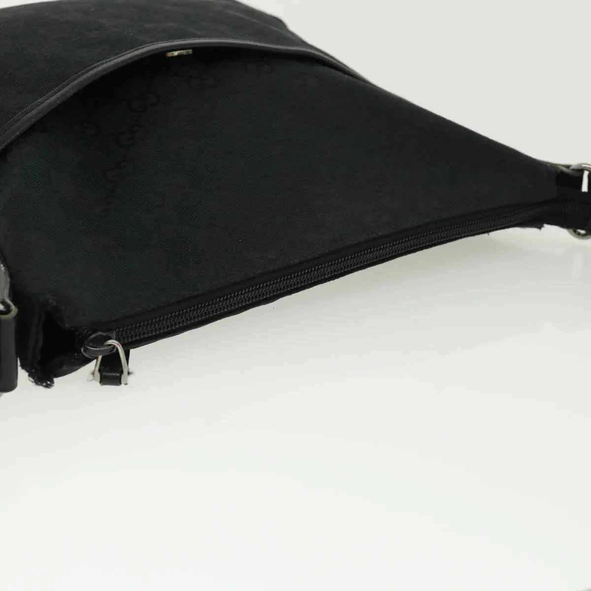 GUCCI GG Canvas Shoulder Bag Black 145857001013  tb425