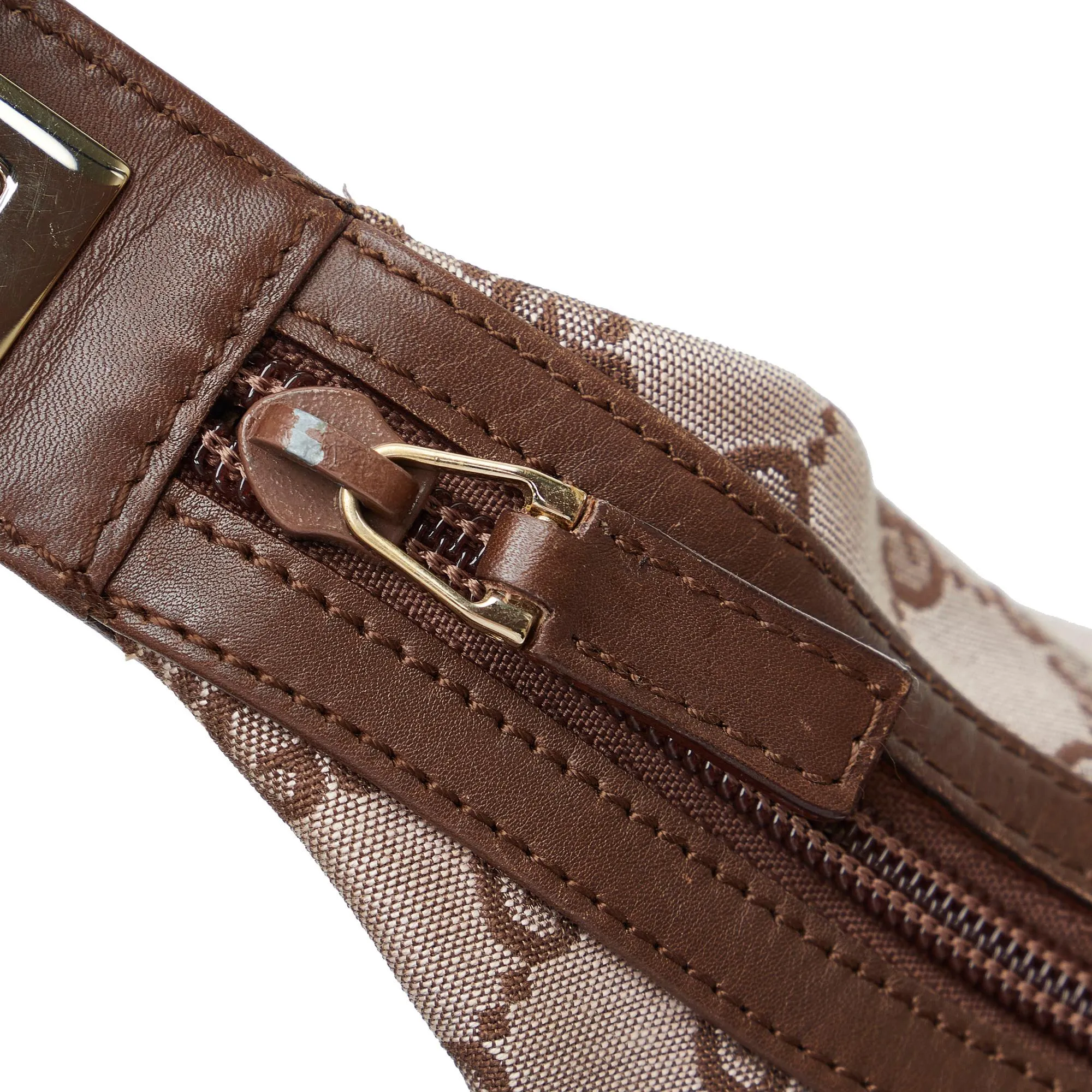 Gucci GG Canvas Shoulder Bag (SHG-MkP5Uj)