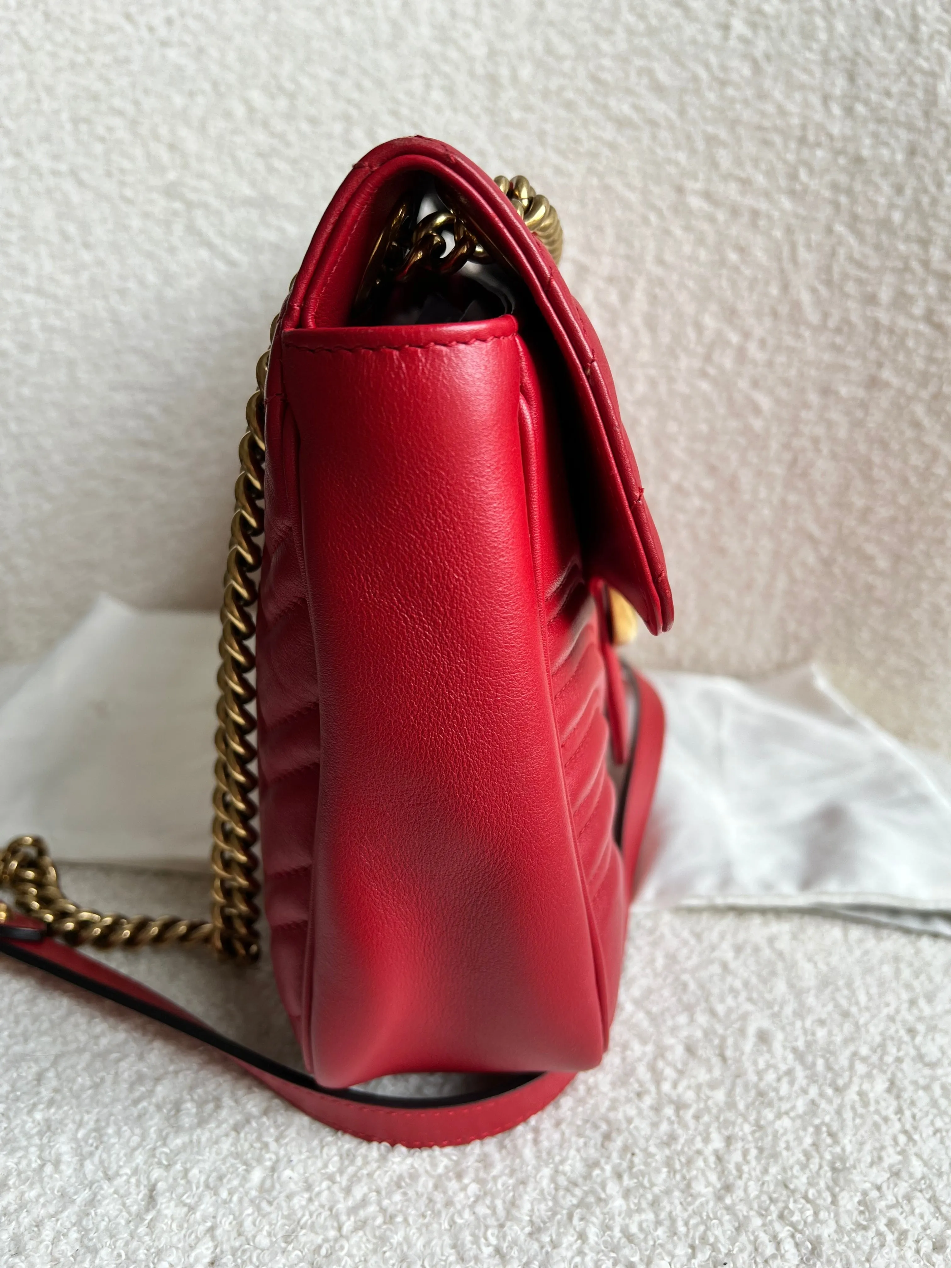 Gucci GG Hibiscus Red Marmont Medium Shoulder Bag (RRP ??2,340)