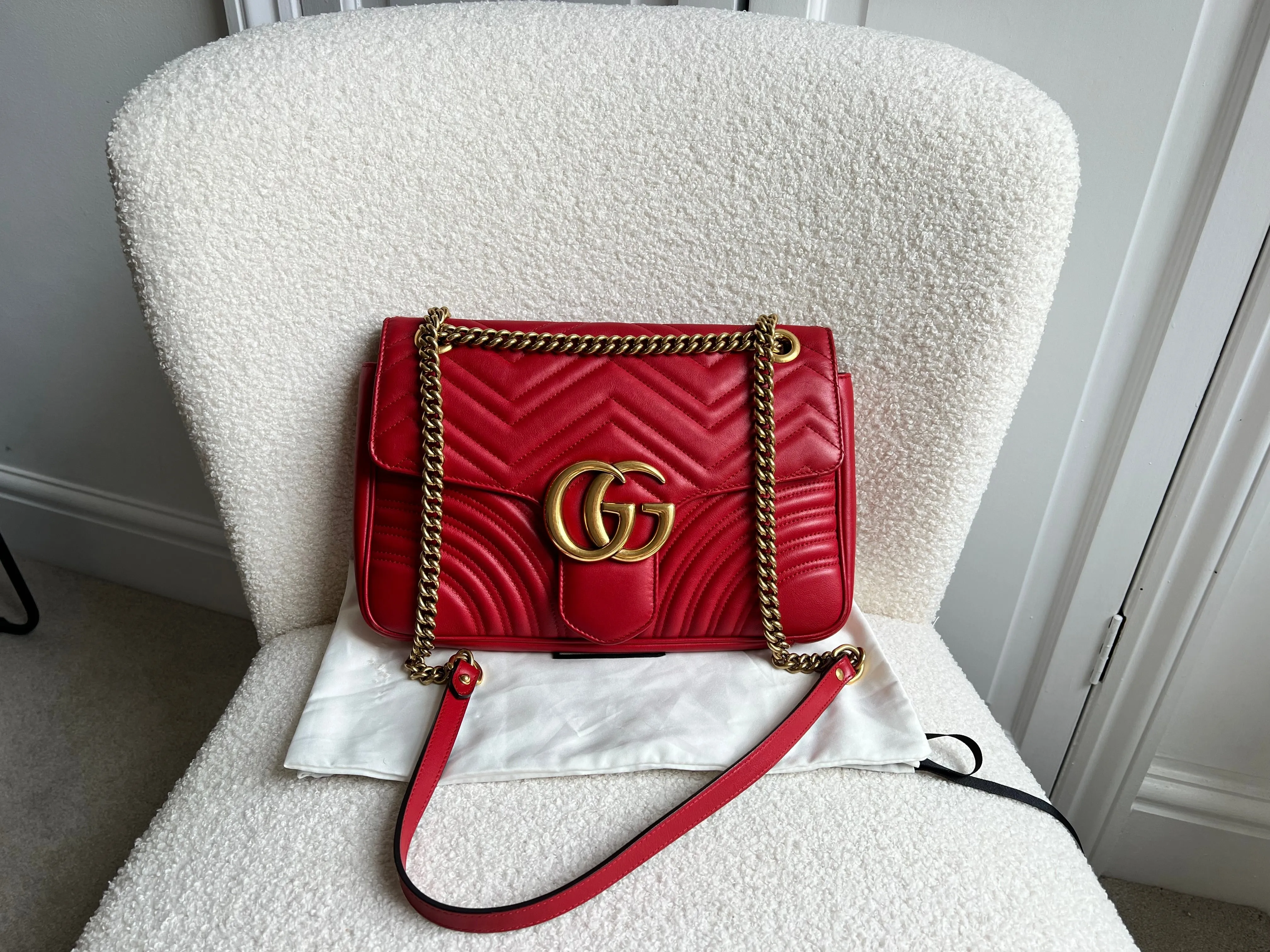 Gucci GG Hibiscus Red Marmont Medium Shoulder Bag (RRP ??2,340)