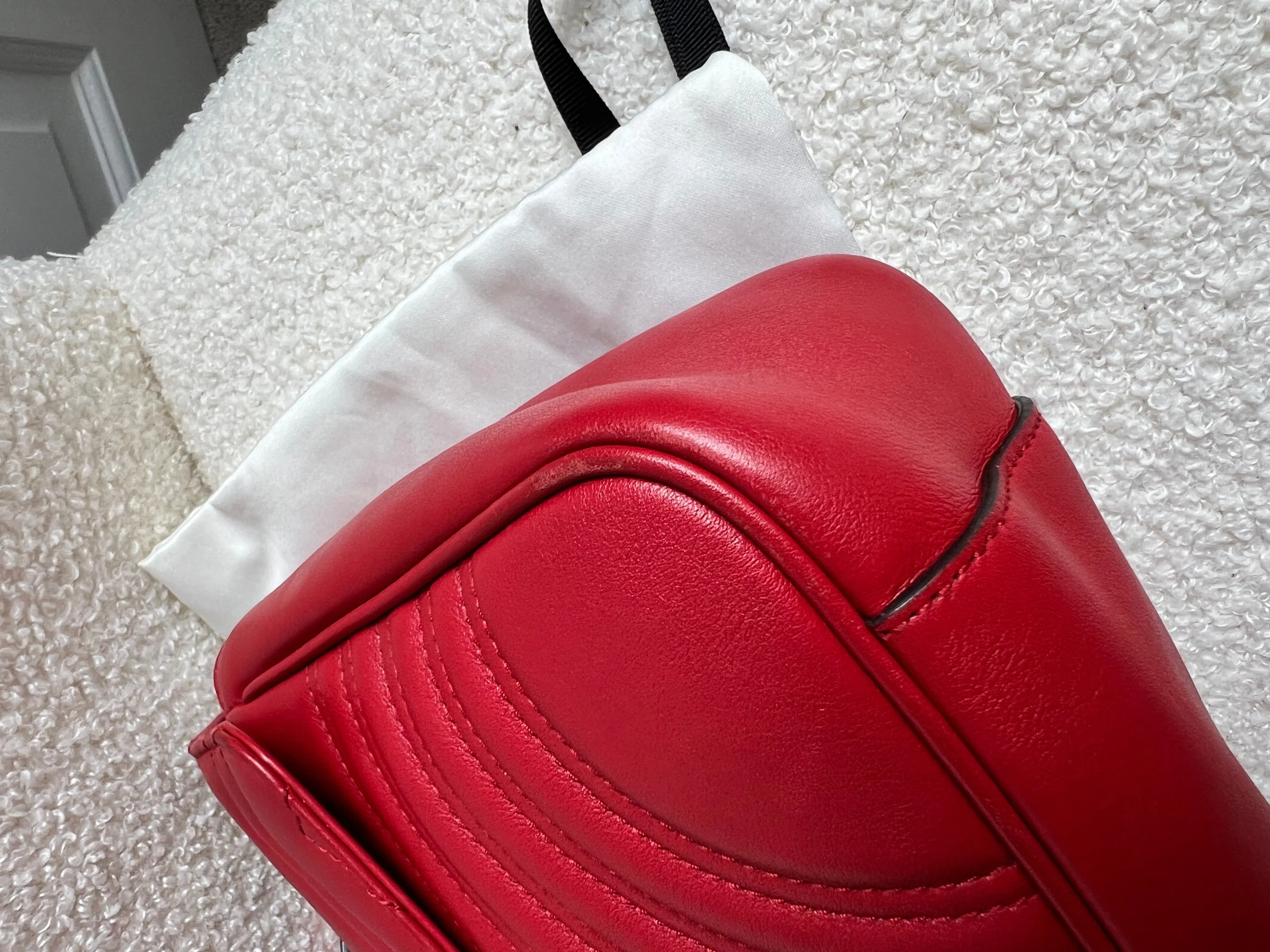 Gucci GG Hibiscus Red Marmont Medium Shoulder Bag (RRP ??2,340)