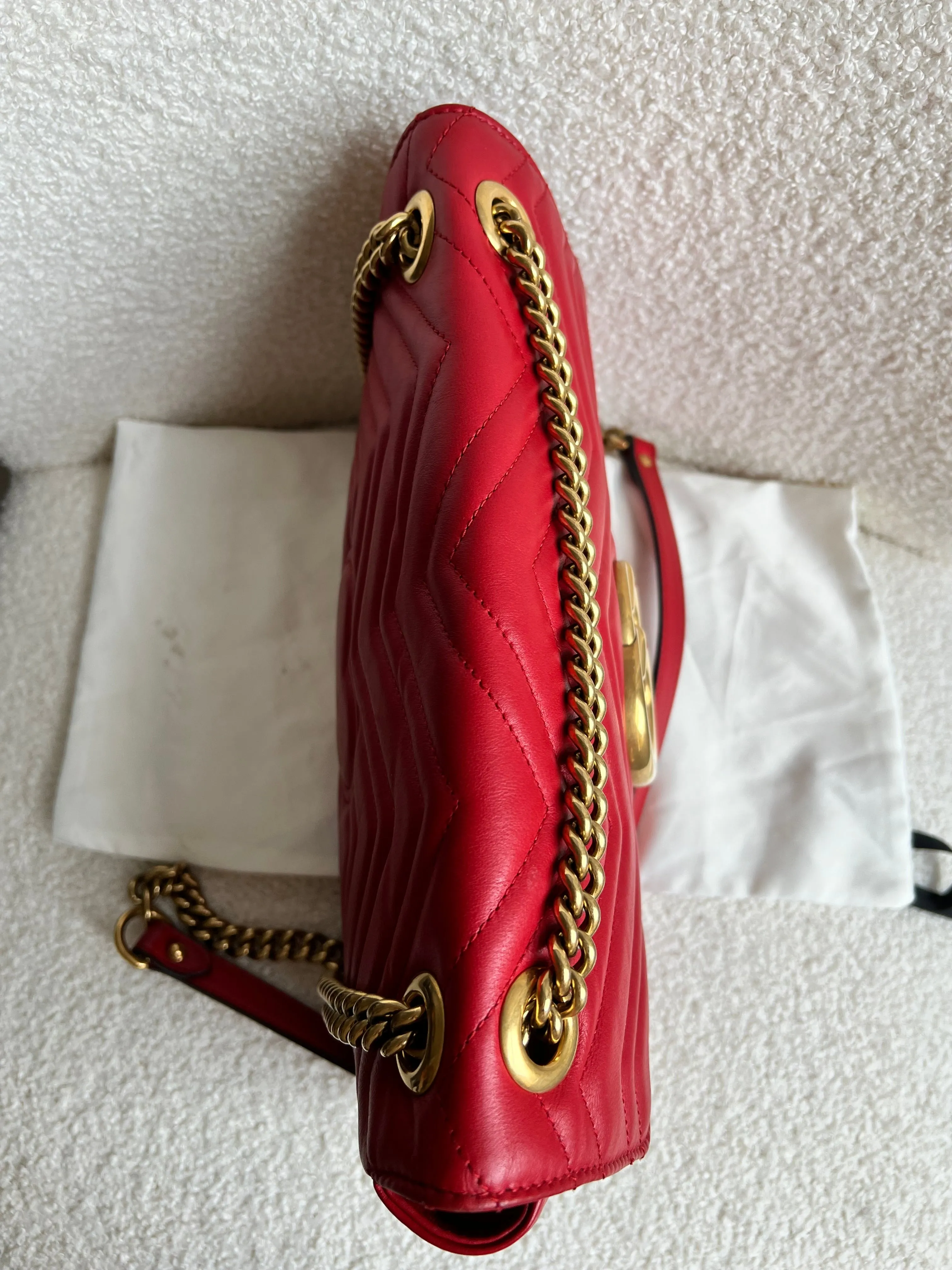 Gucci GG Hibiscus Red Marmont Medium Shoulder Bag (RRP ??2,340)