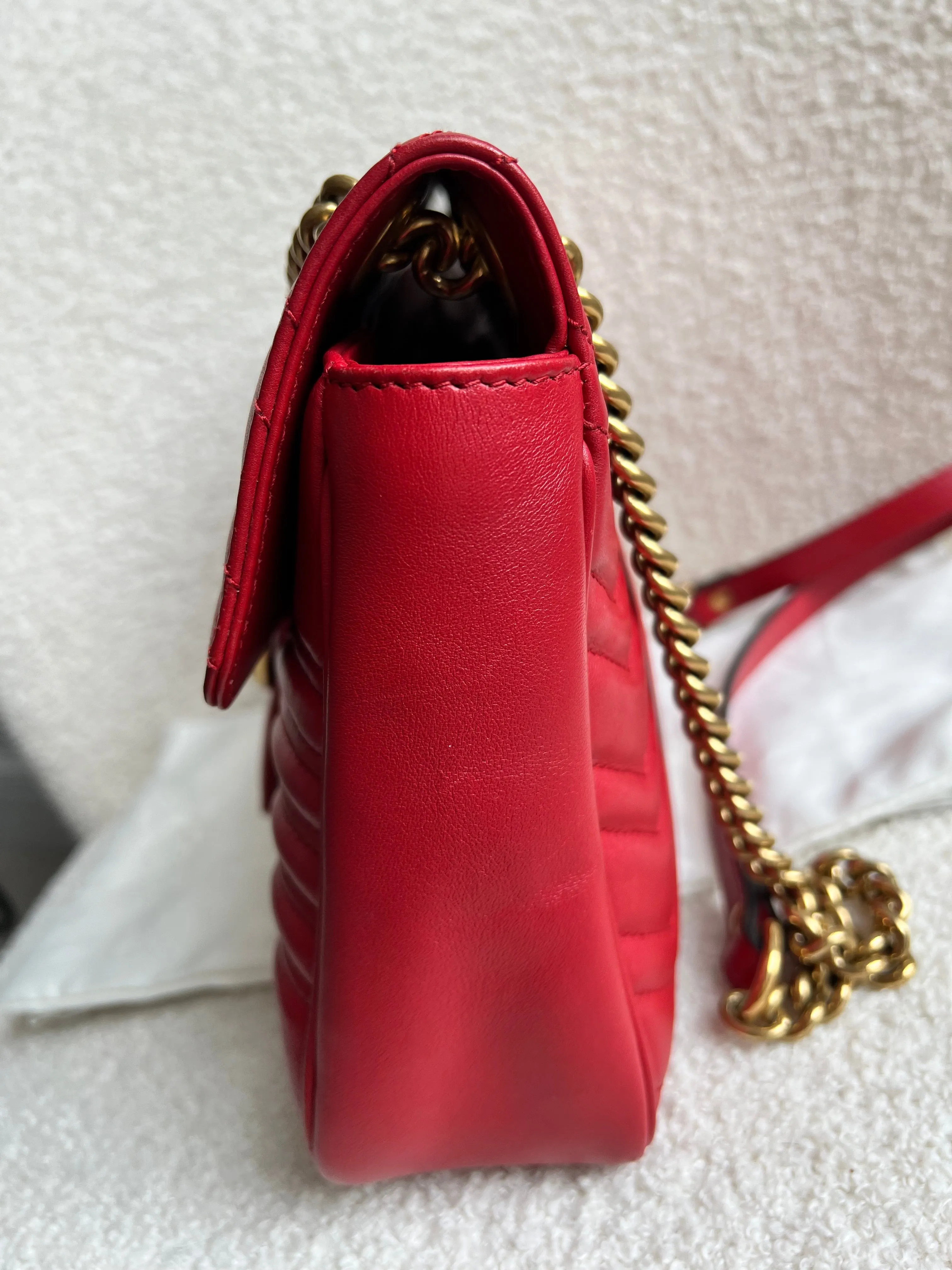 Gucci GG Hibiscus Red Marmont Medium Shoulder Bag (RRP ??2,340)