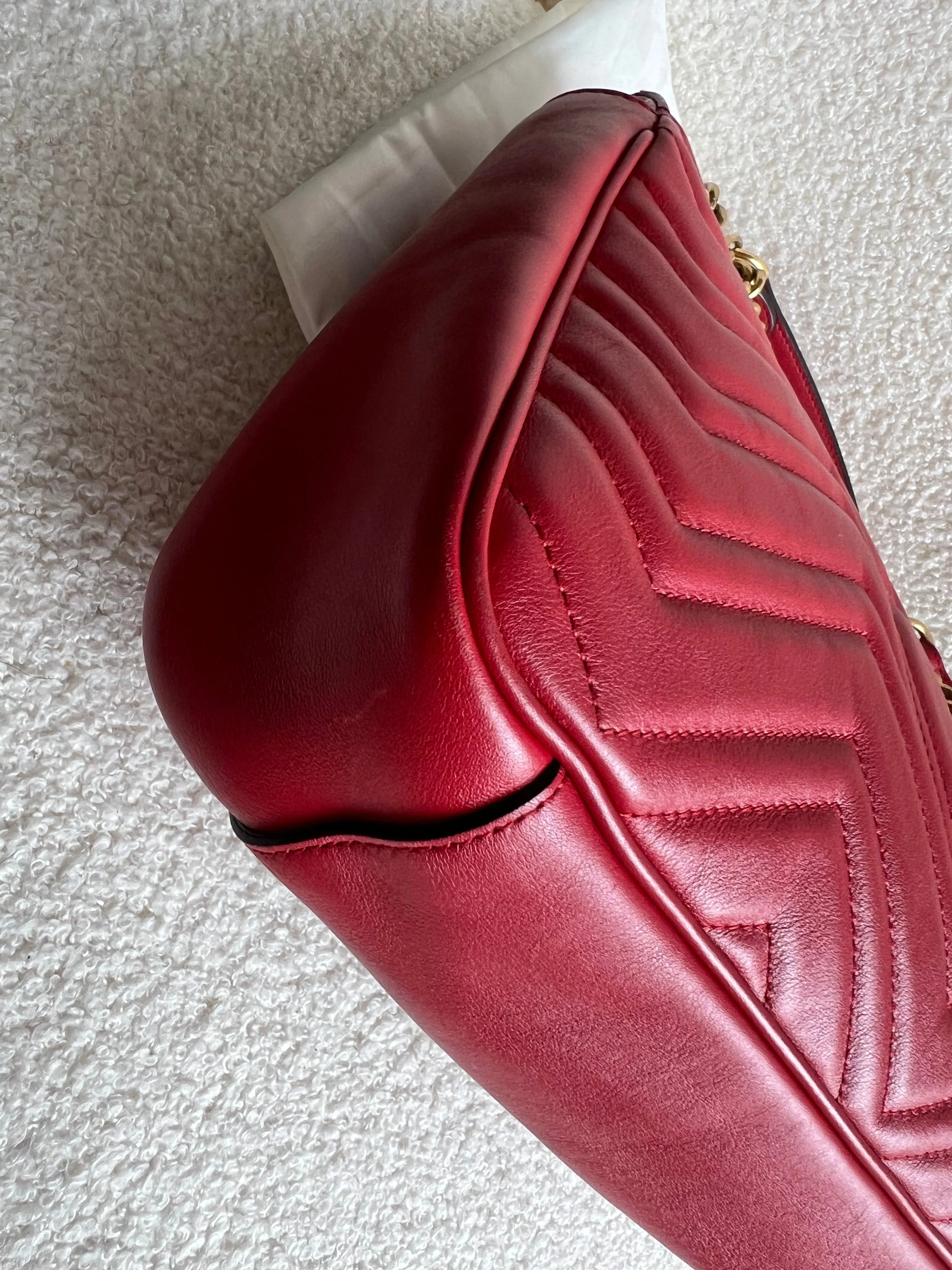 Gucci GG Hibiscus Red Marmont Medium Shoulder Bag (RRP ??2,340)