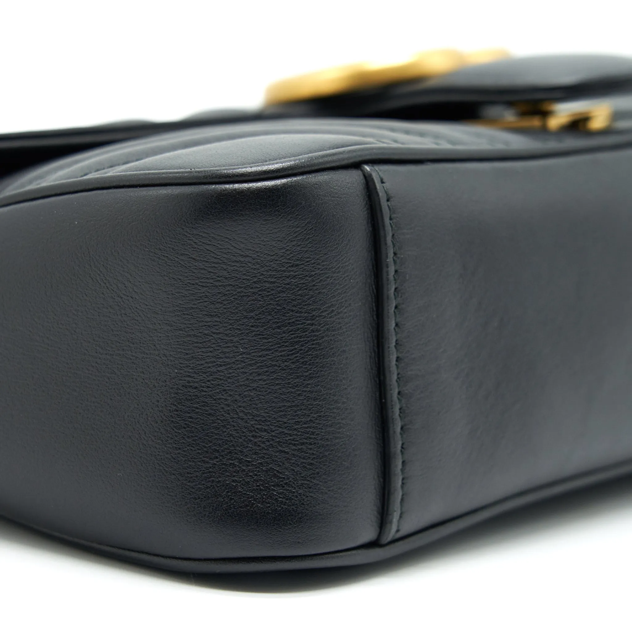 GUCCI GG MARMONT SMALL SHOULDER BAG BLACK