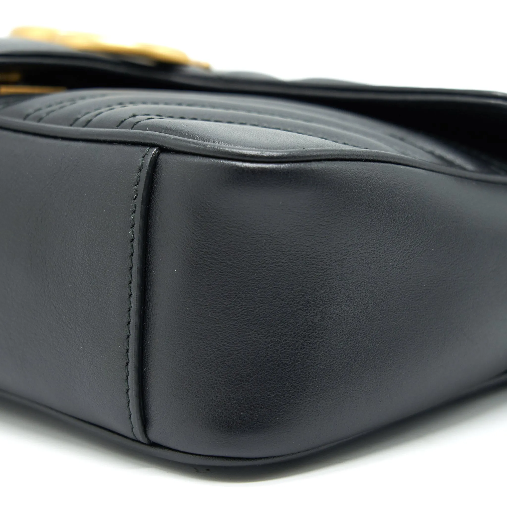 GUCCI GG MARMONT SMALL SHOULDER BAG BLACK