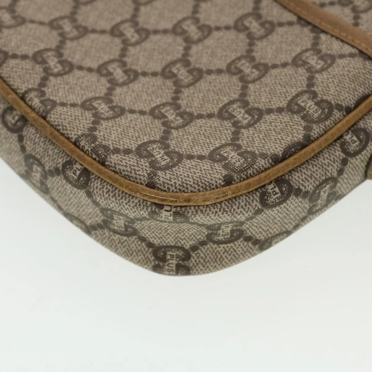 GUCCI GG Plus Canvas Shoulder Bag PVC Leather Beige  th3722