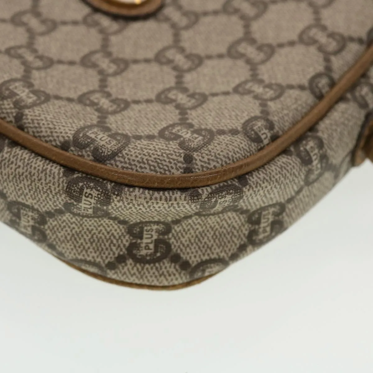 GUCCI GG Plus Canvas Shoulder Bag PVC Leather Beige  th3722